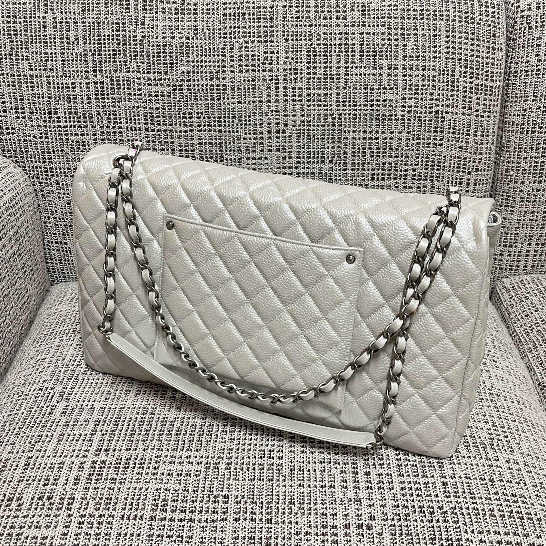 Ch**el XXL Flap Travel Maxi Bag 46x29x17cm