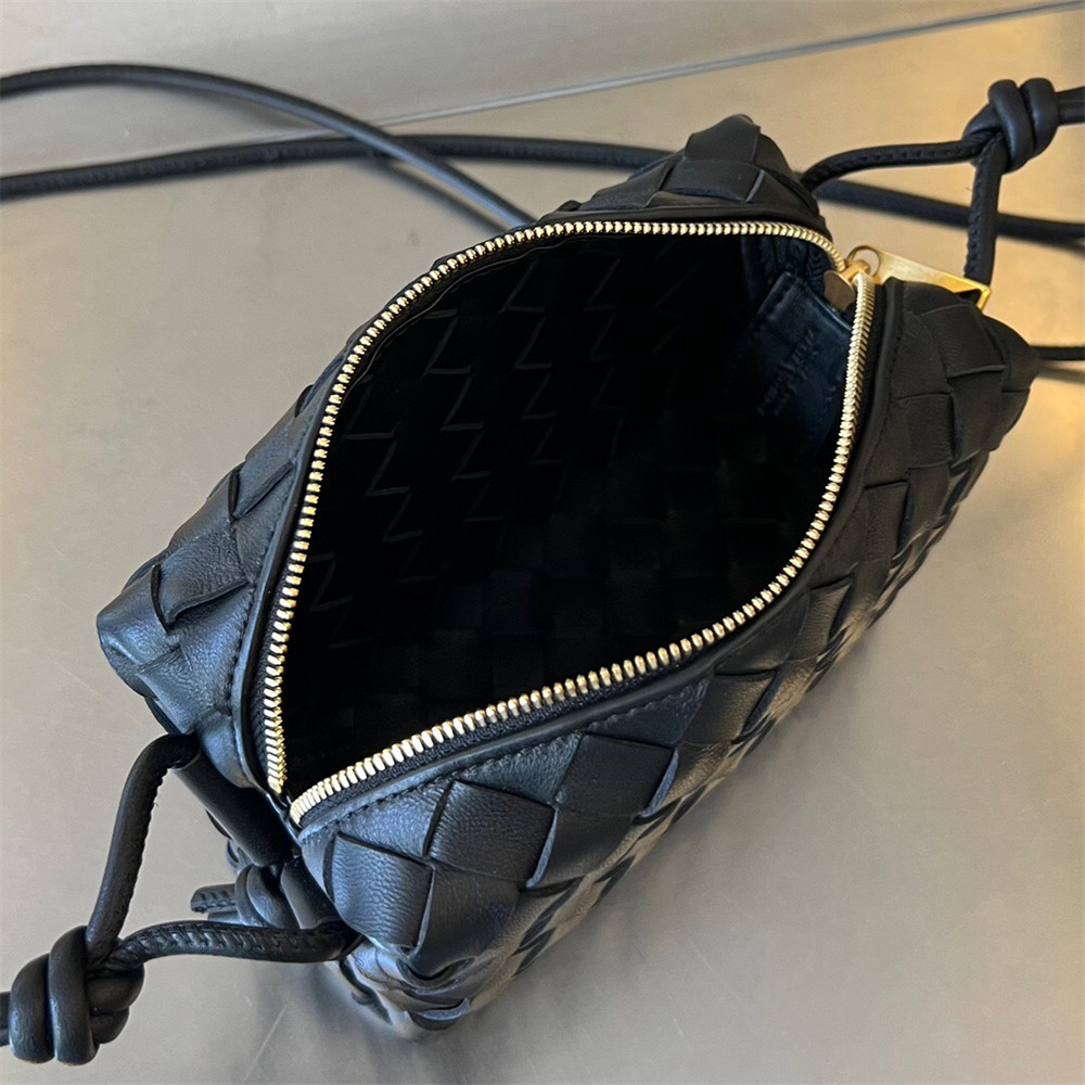 B0tt*ga Ven*ta Small Loop Cross-Body Bag 17x10x6cm