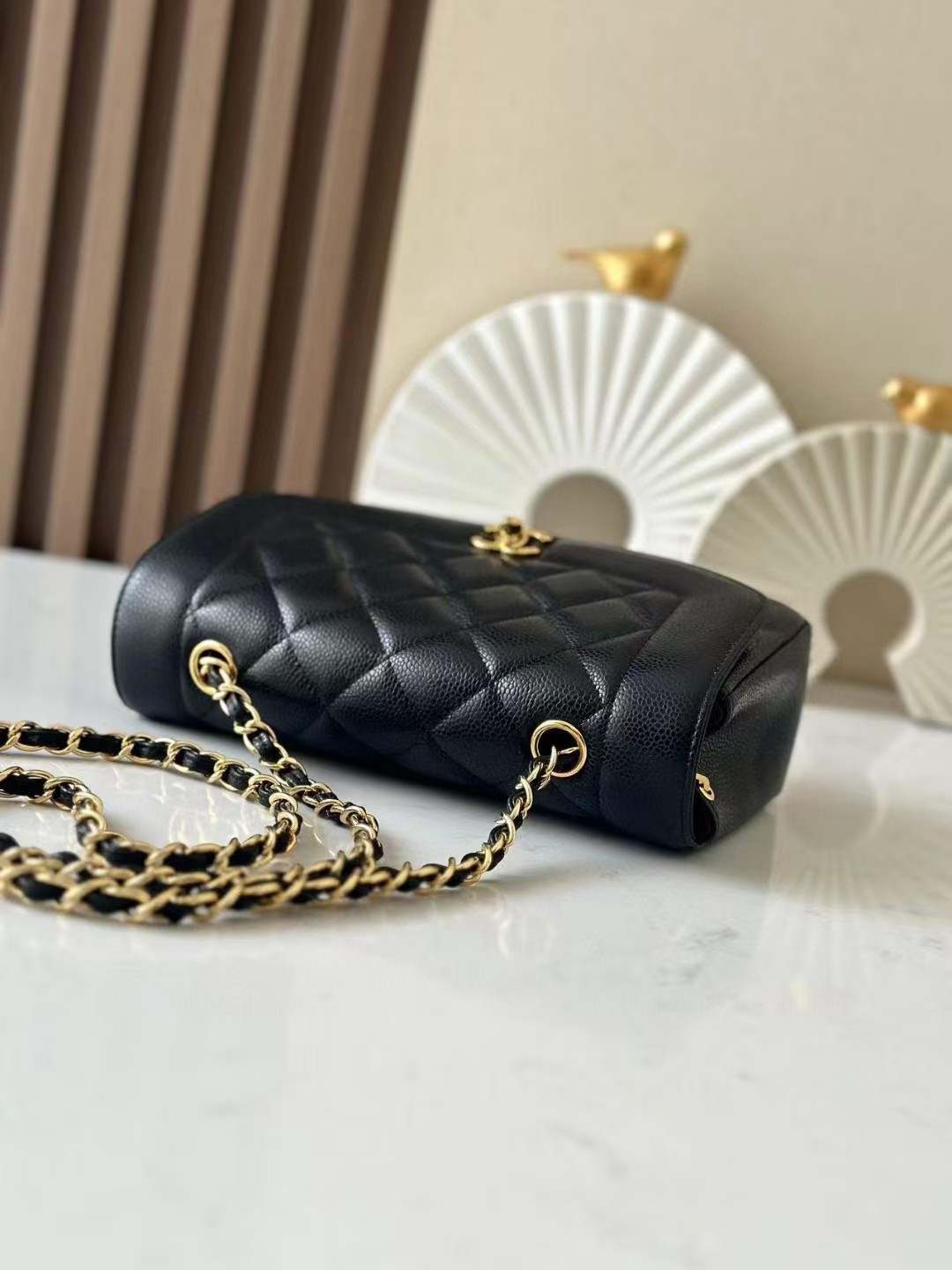 Ch**el Small Diana Flap Bag Caviar Gold Hardware 22.5x14x7cm