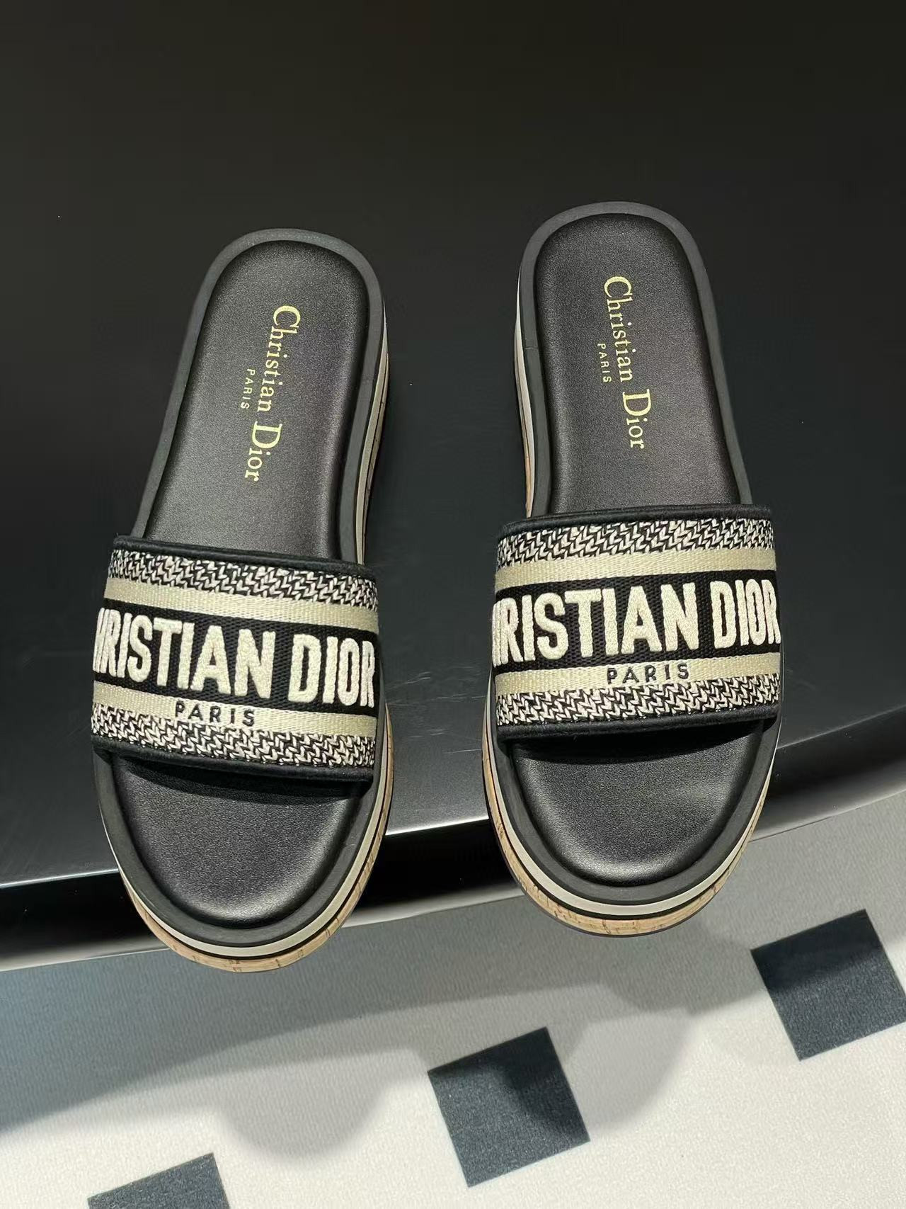 UA D10riviera Dway Platform Slide