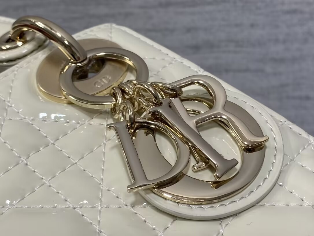 D10r  Classic Lady 17×7×15cm