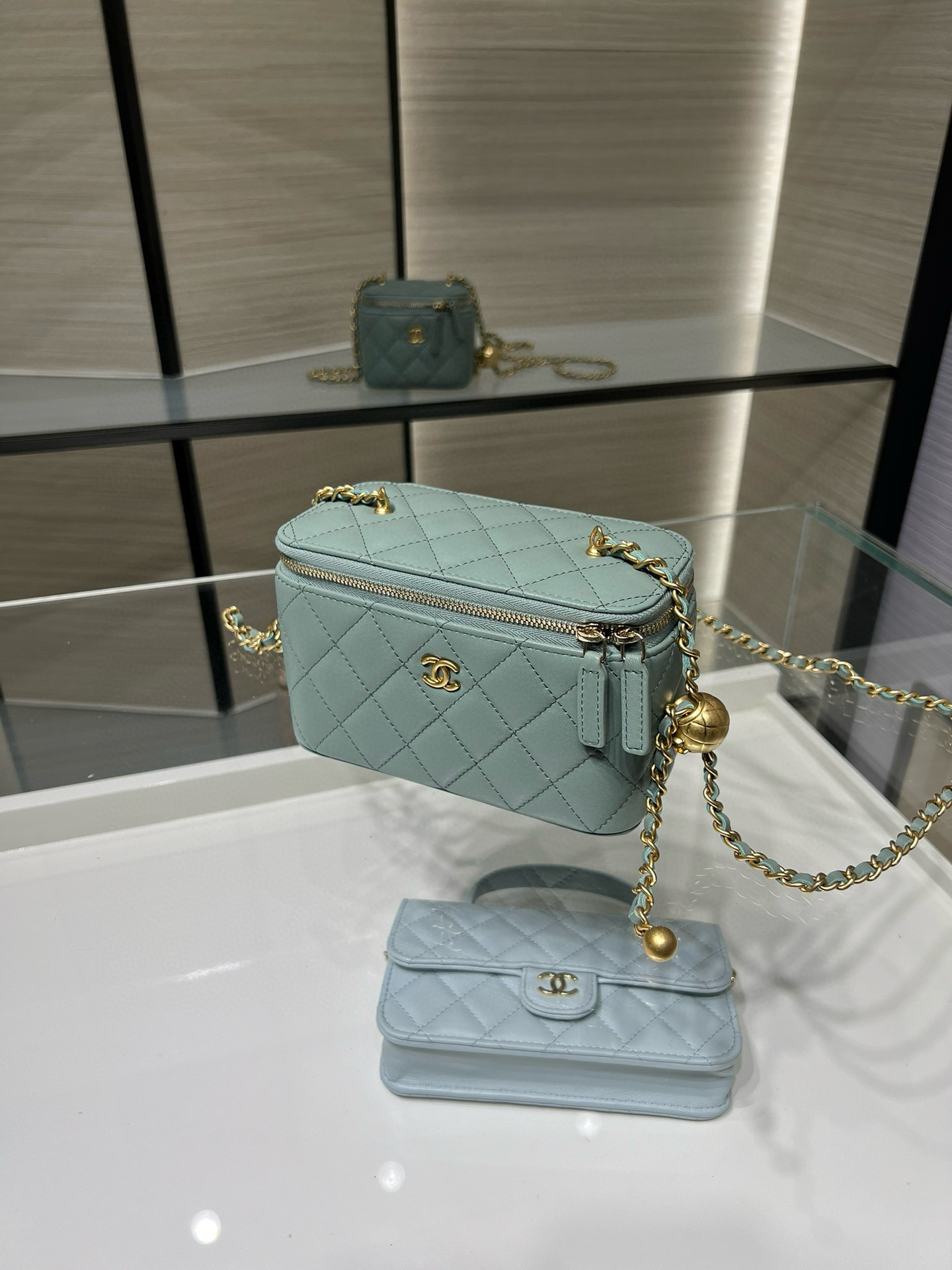 Ch**el Vanity With Chain 9.5x17x8cm