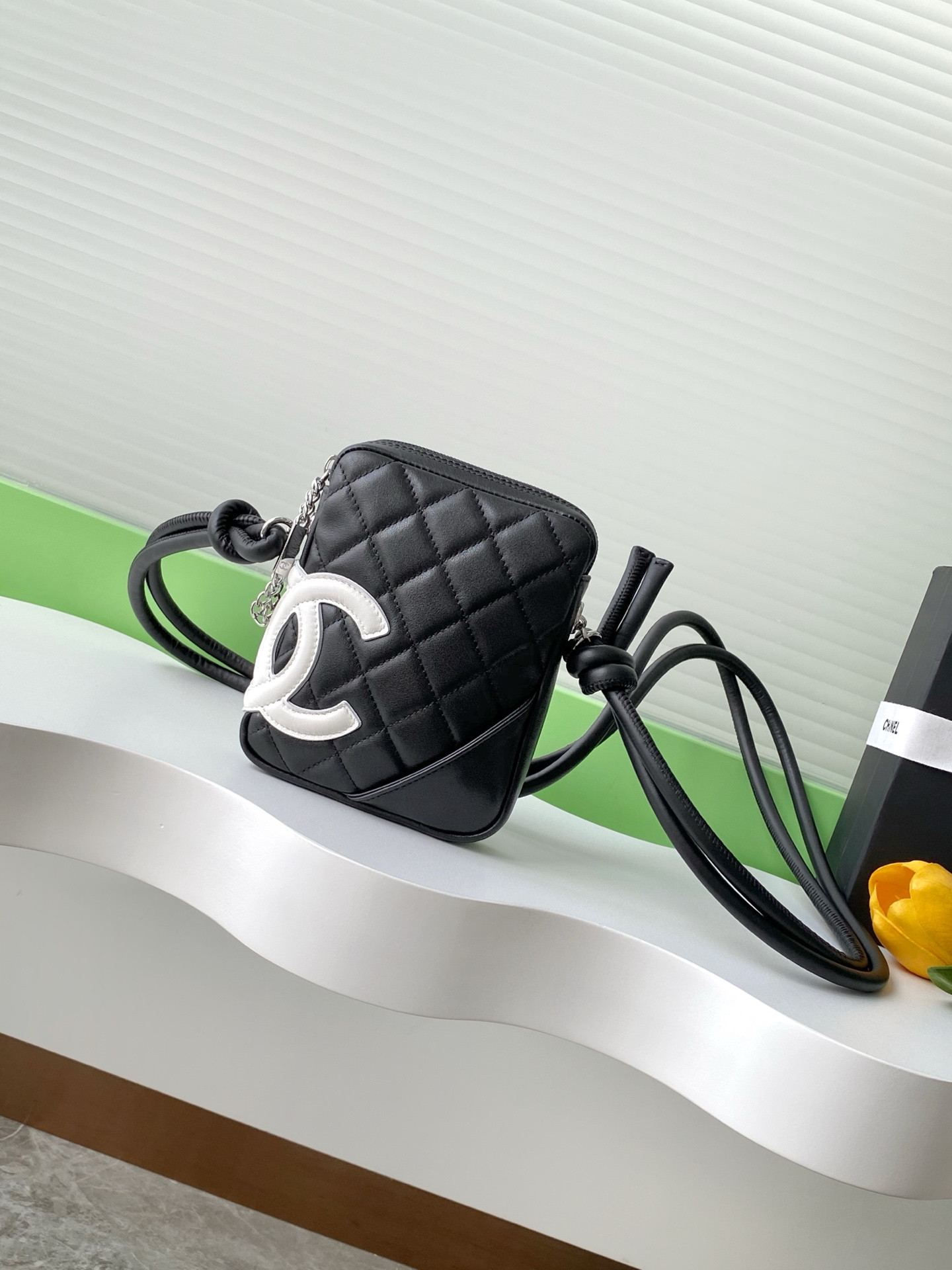 Ch**el cambon line crossbody bag 13x15x3.5cm