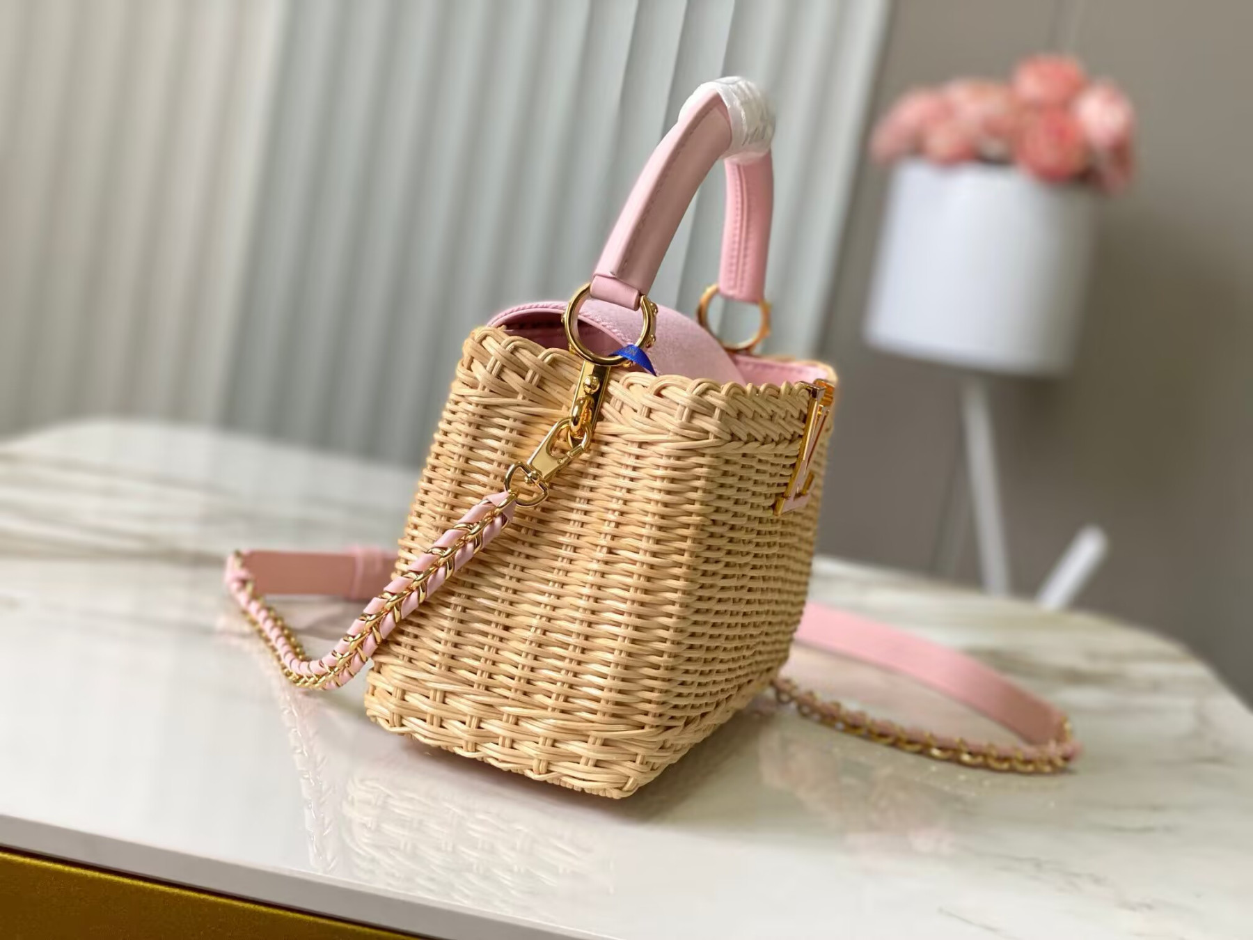 LV Capucines Mini M48895 21x13x8cm