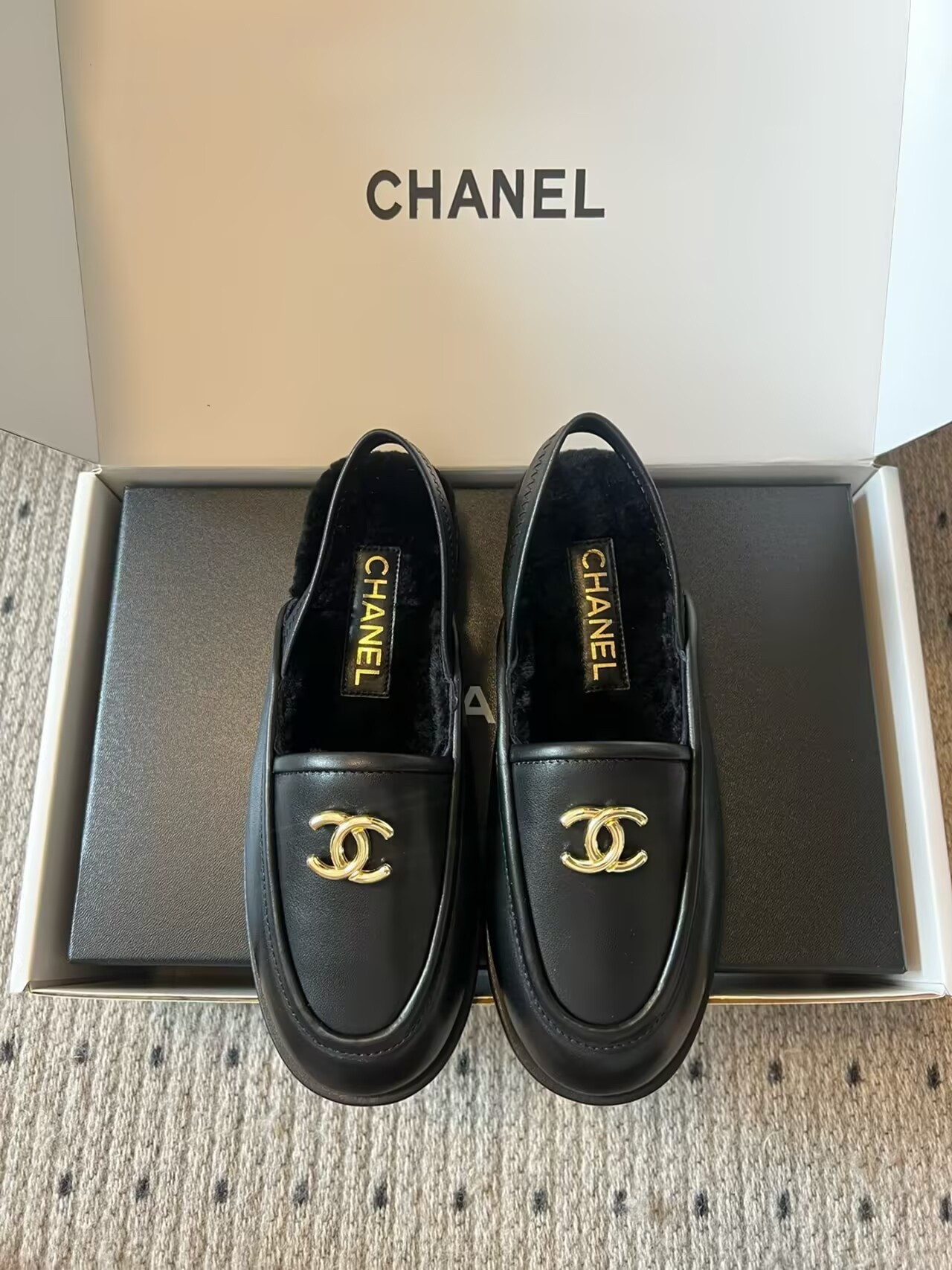 UA Ch**el Shoes