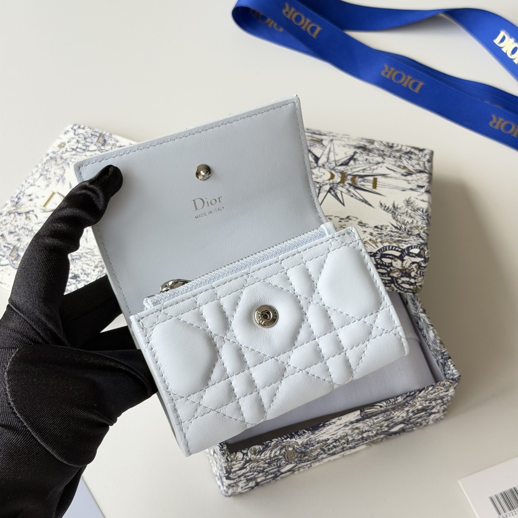 D10r Lady Glycine Wallet 11 x 7.5 x 3 cm