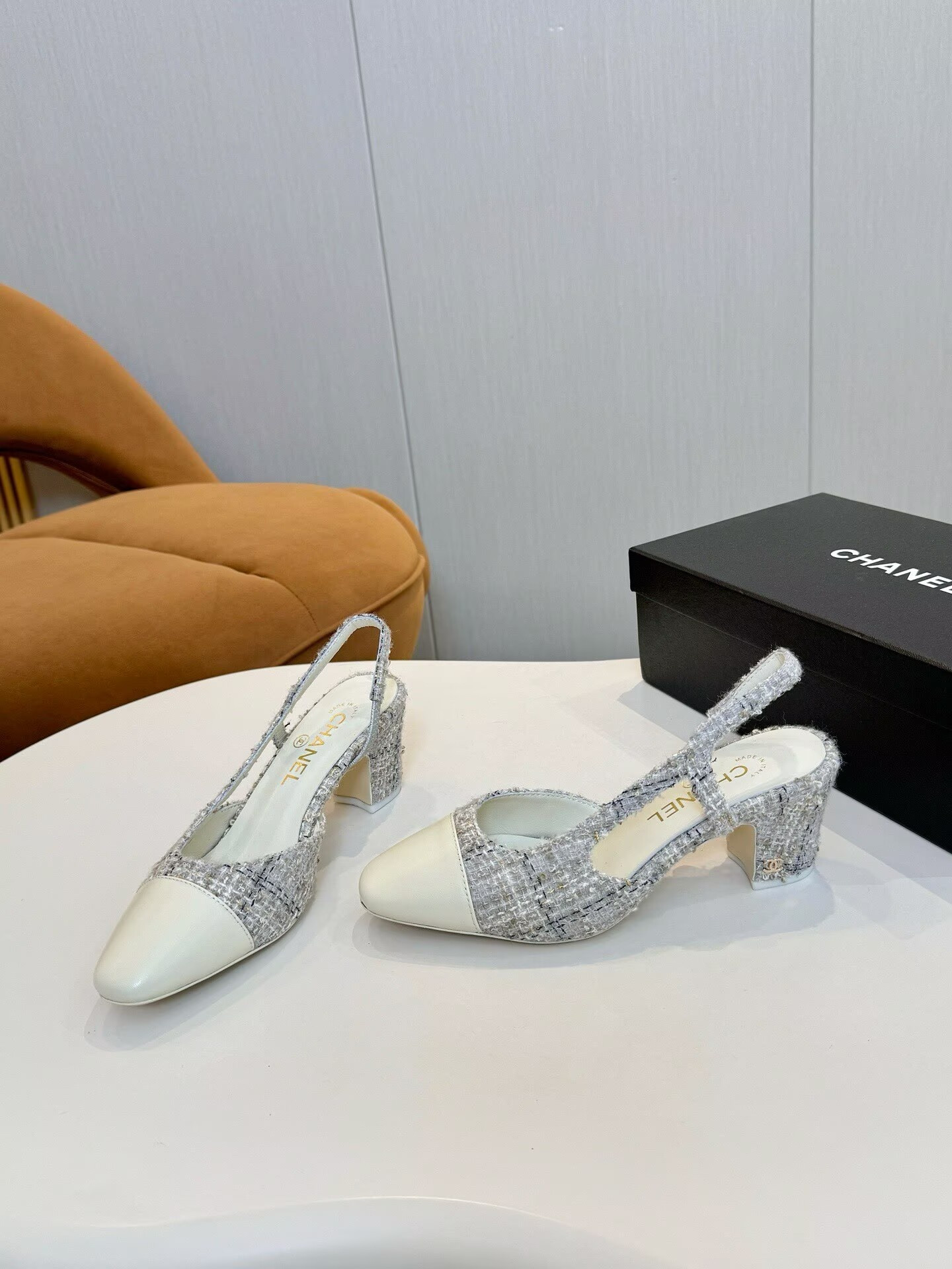 UA Ch**el Slingpumps