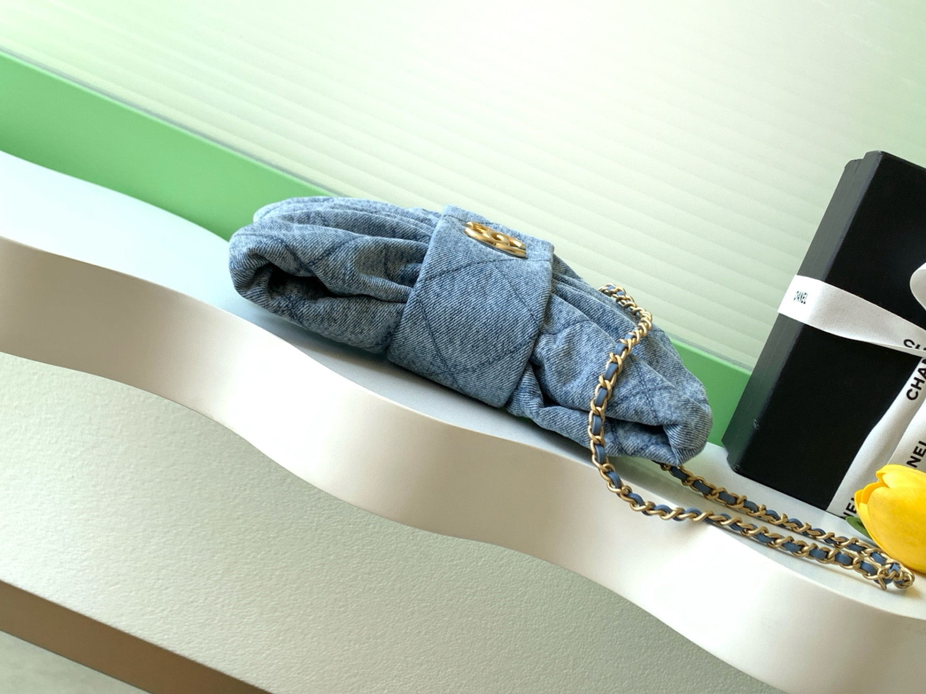 Chanel Mini Bow Bag 18x26x5cm