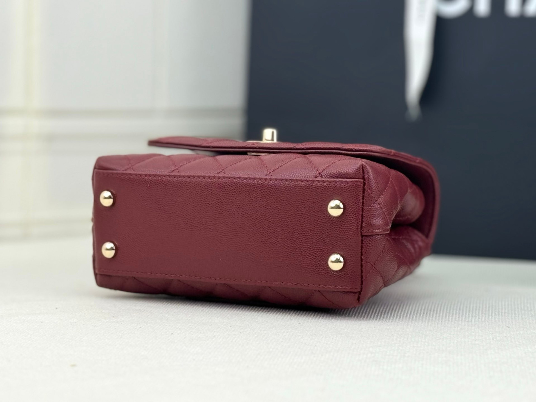 Ch**el mini coco handle 13x19x9cm