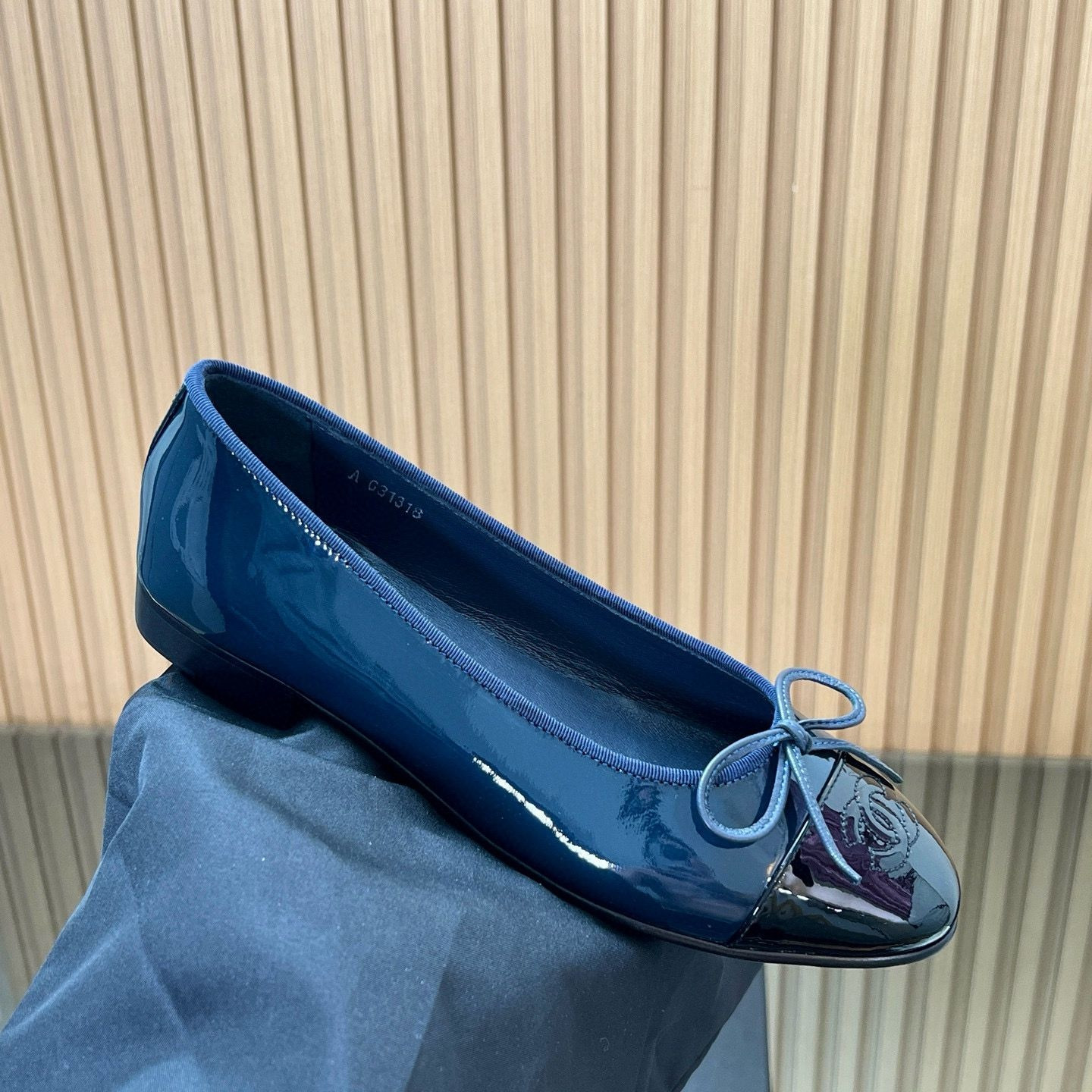 UA Ch**el Ballet flats