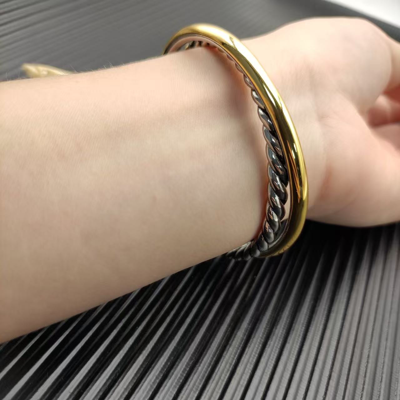 David Yurman 11mm CROSSOVER Bracelet