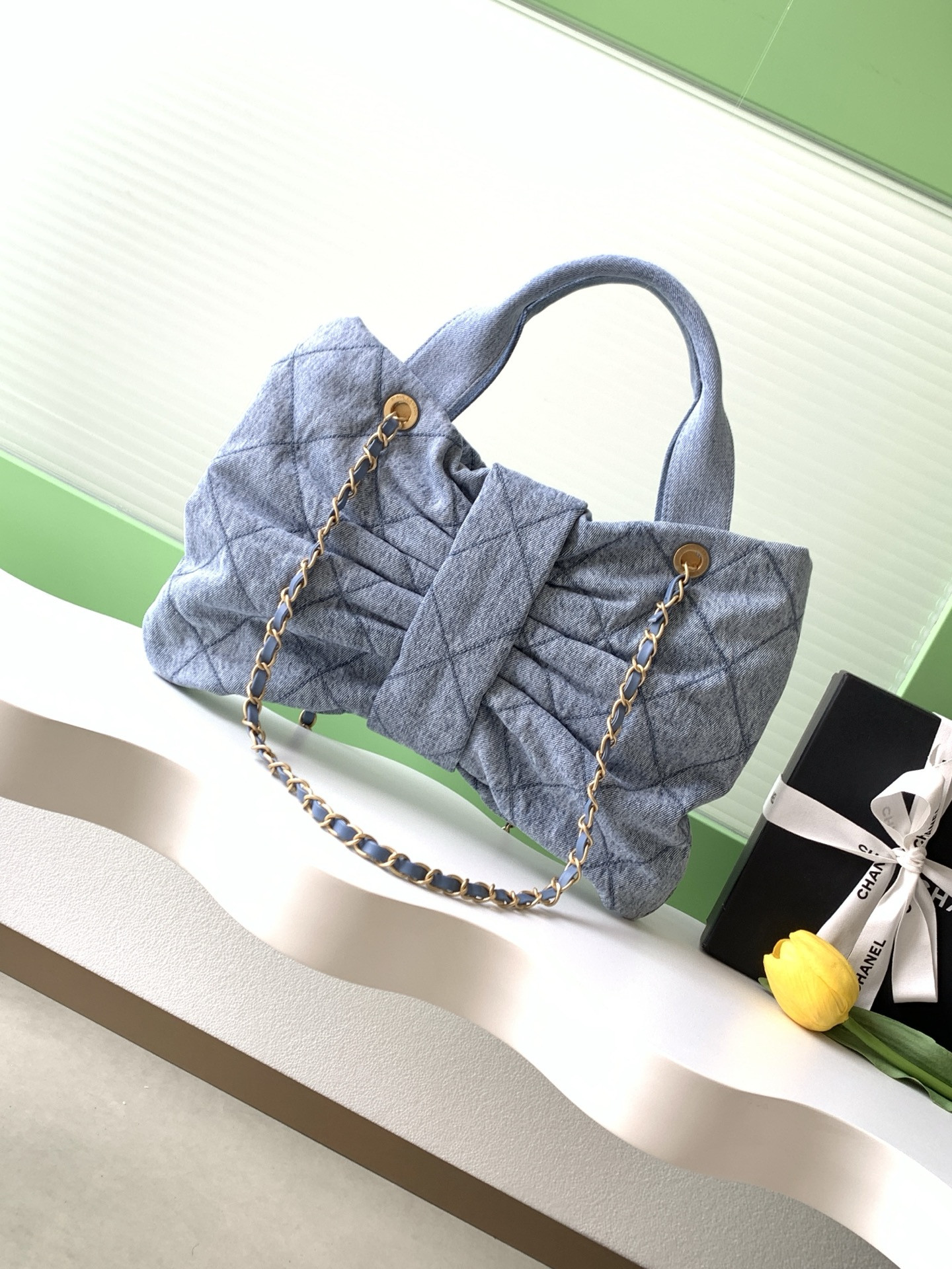 Ch**el mini bow bag 18x26x5cm