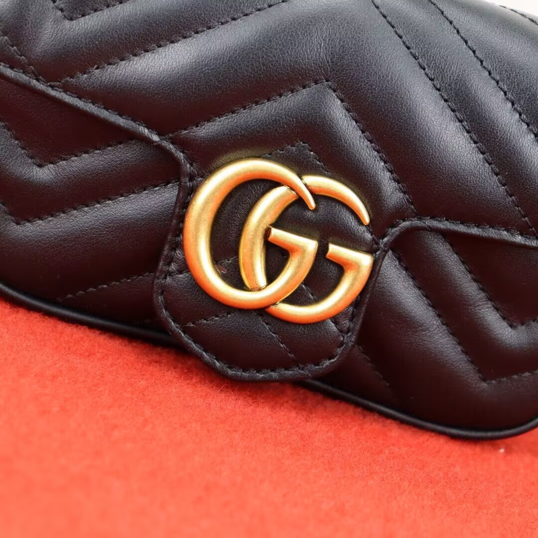 GG Marmont matelasse leather S*per mini bag 16.5x10.2x5.1cm