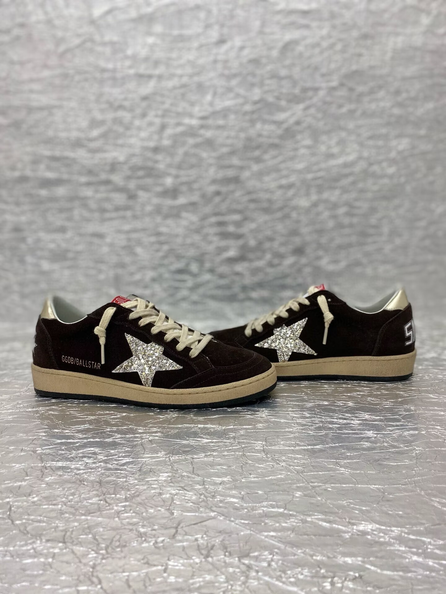 UA G01den G003e S*per-Star Sneaker (CusT0mized production time: approximately 10 days)