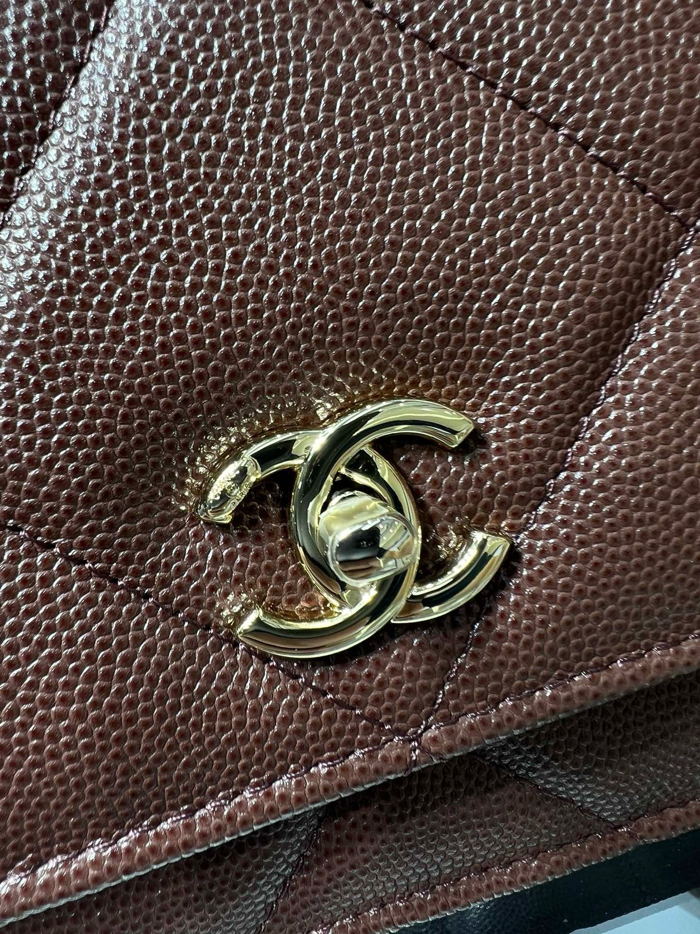 Chanel FLAP BAG WITH TOP HANDLE 19x12x3.5cm