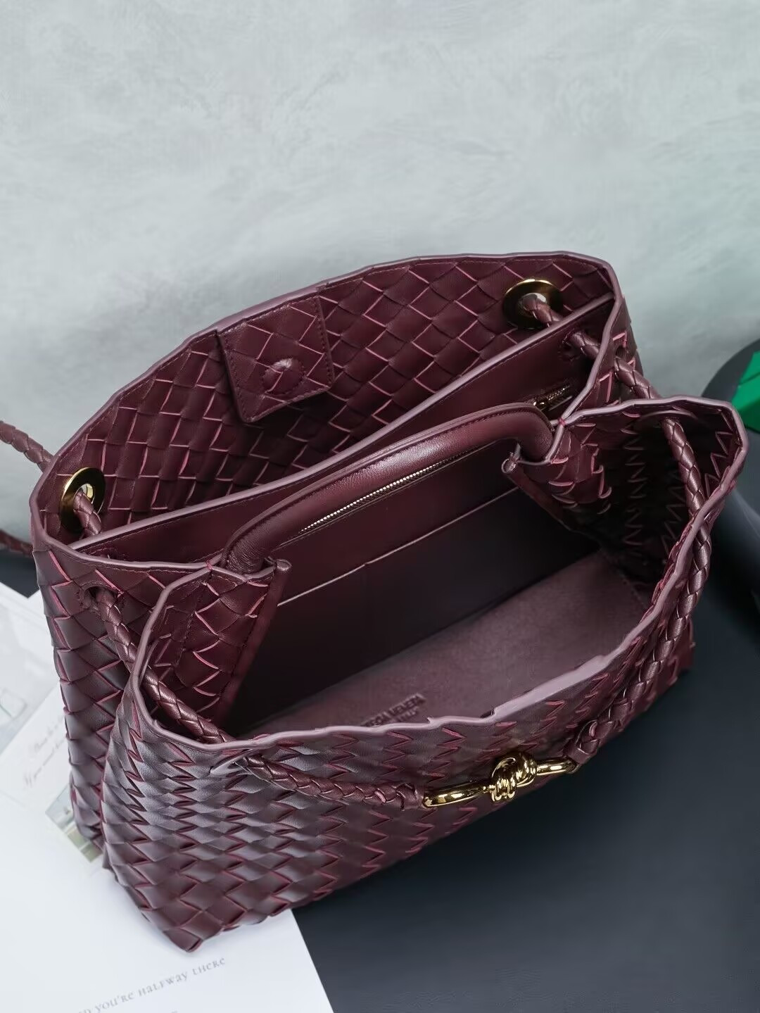 B0tt*ga Ven*ta Medium Andiamo 32x25x11CM