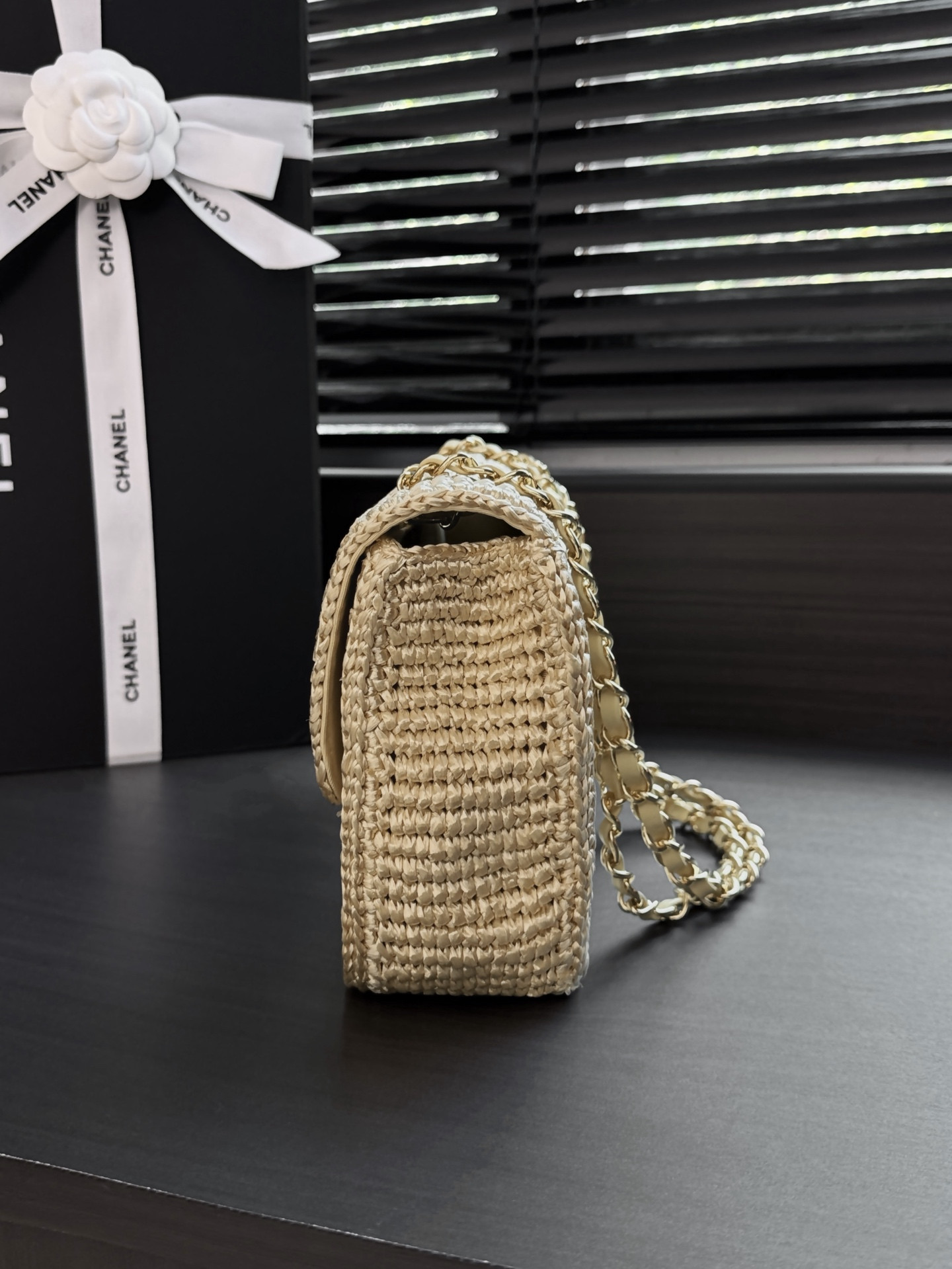 Ch**el Flap Bag AS6088 16x25.5x7cm