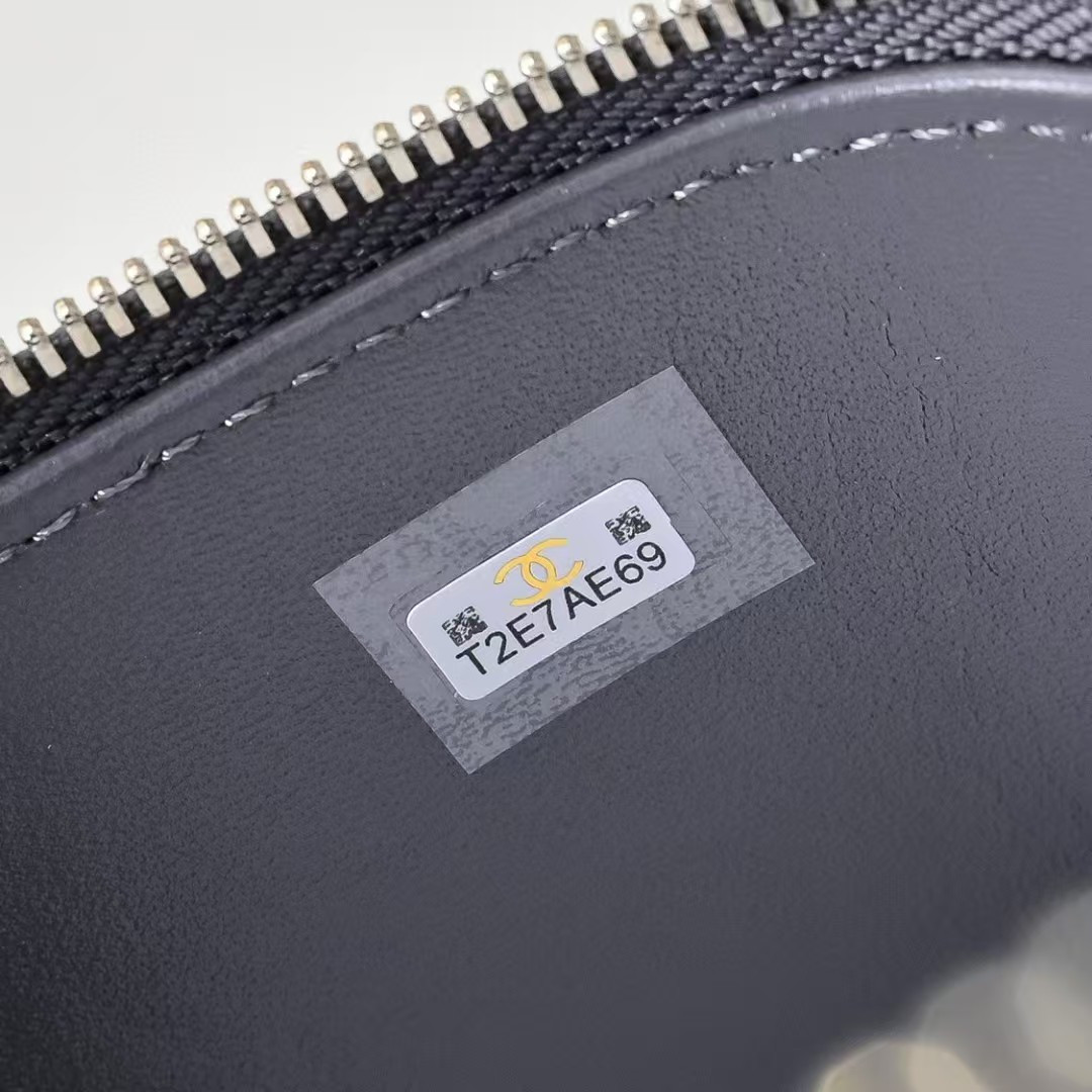 Ch**el Long Vanity with chain 16.5x10x8cm