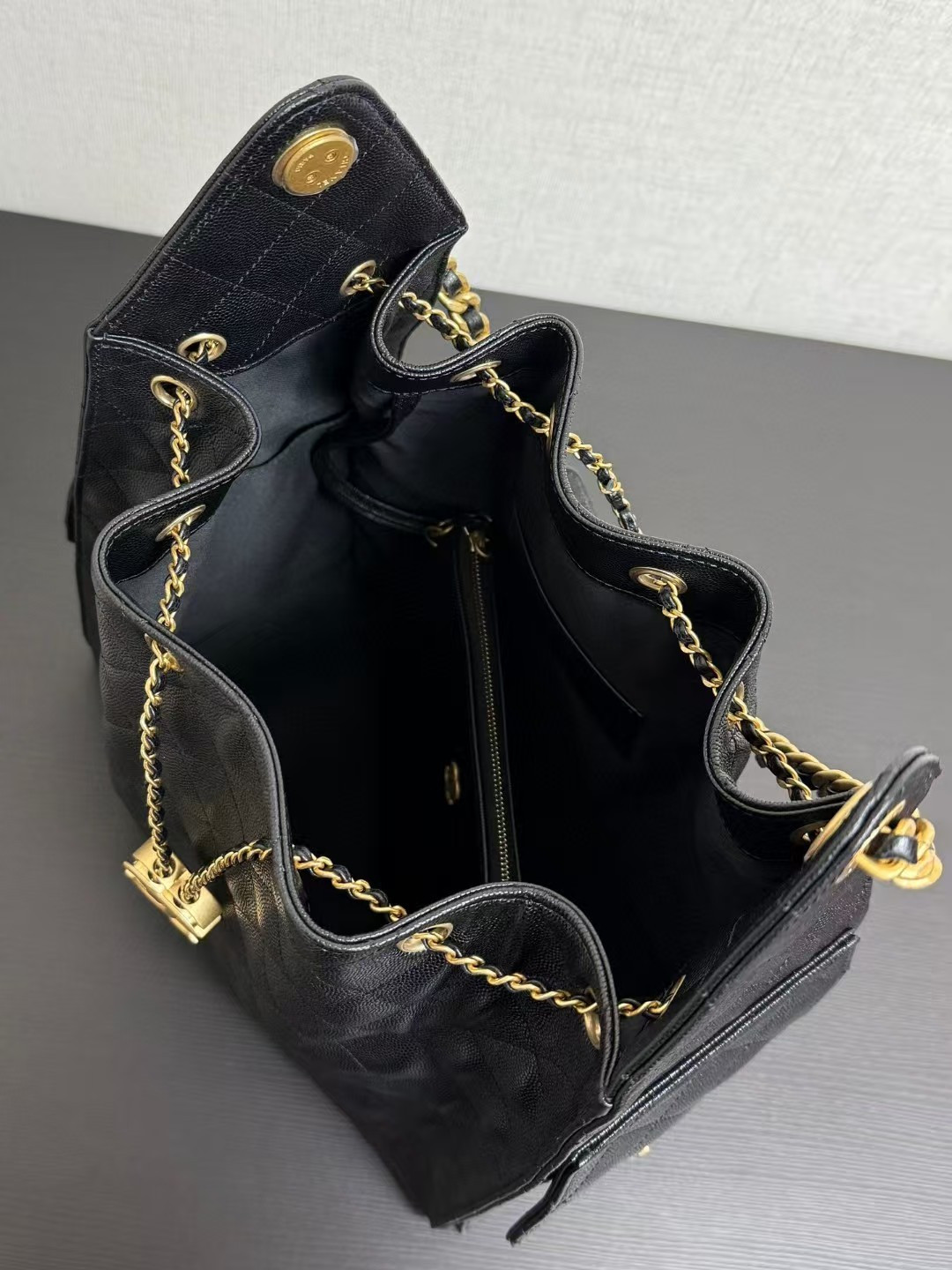 Ch**el 25C Bucket BAG 40x30x15cm