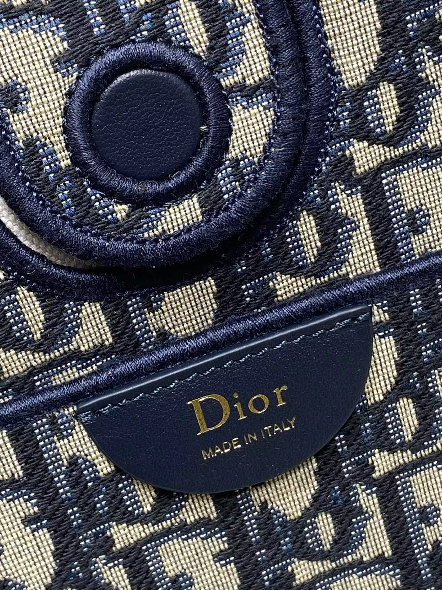 Dior Small Shopping Bag 27x19x13.5cm