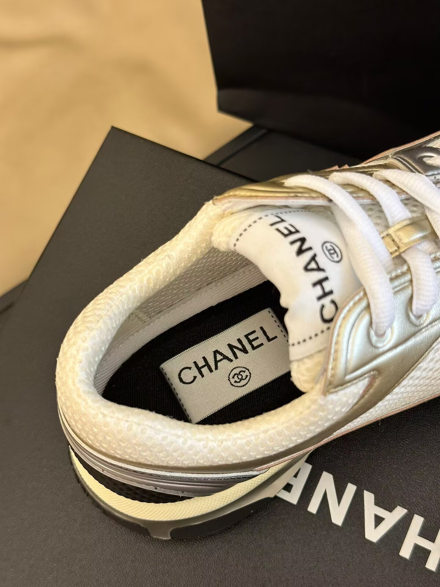 Ch**el CC Runner Gold Laminate