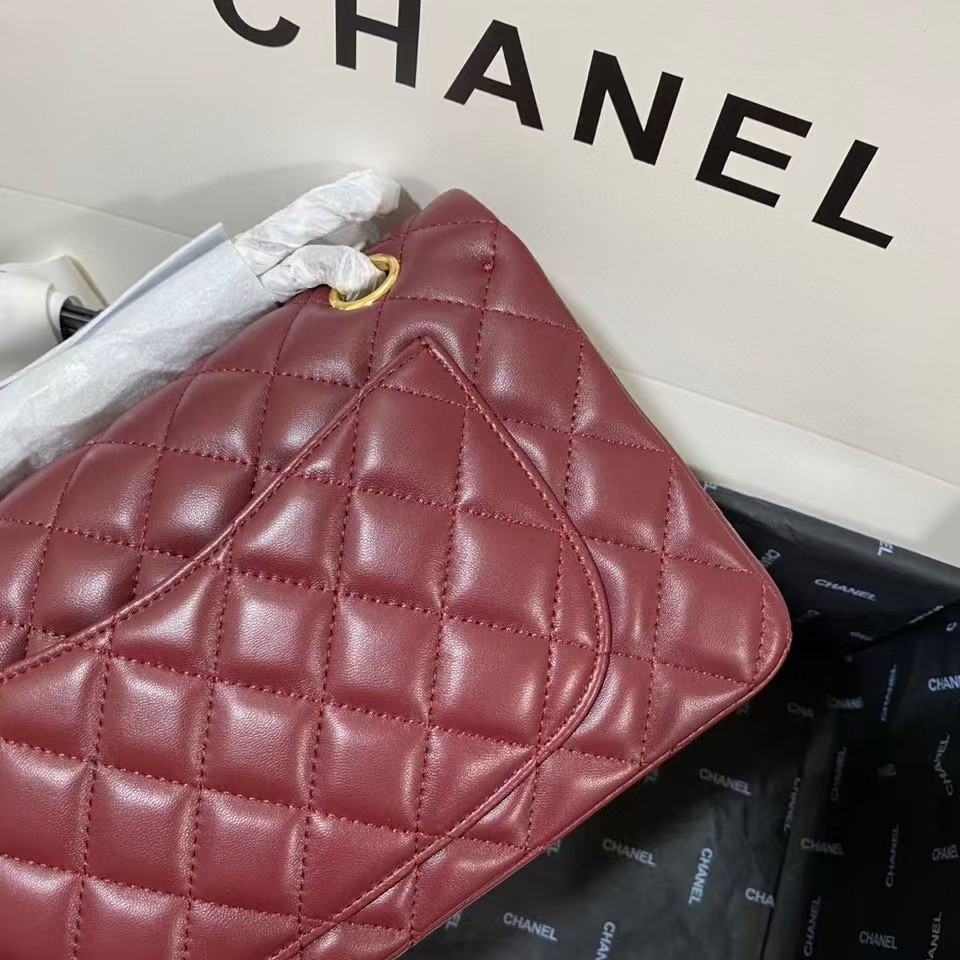 Ch**el SMALL CLASSIC HANDBAG Gold Metal 14.5×23×6cm