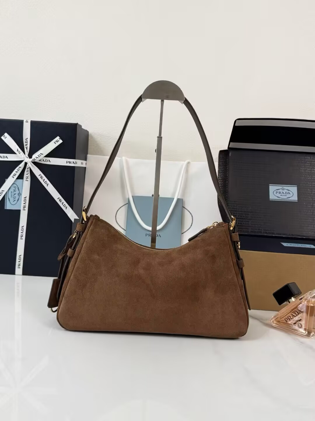 Pra*a Aimee Medium Shoulder Bag 31x18x10cm