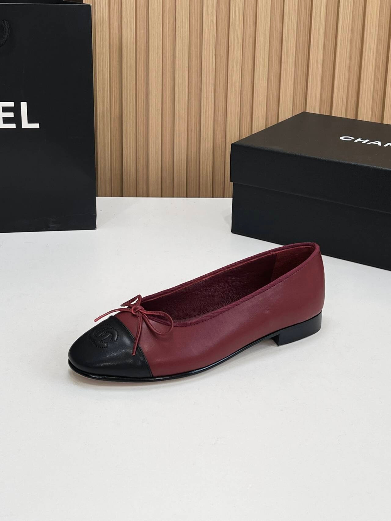 UA Ch**el Ballet Flats Round Toe