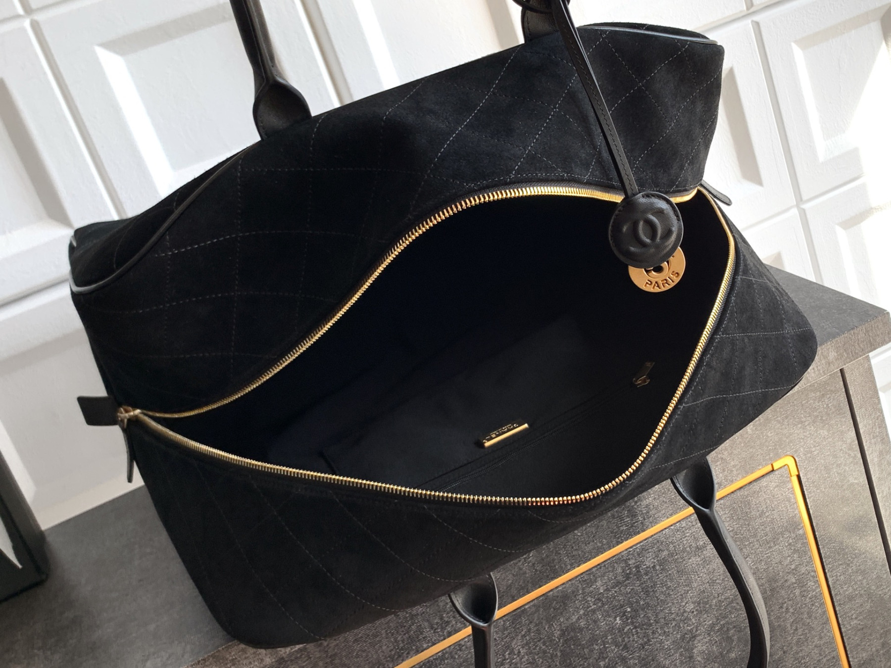Ch**el maxi bowling bag as6212 42x32x21cm