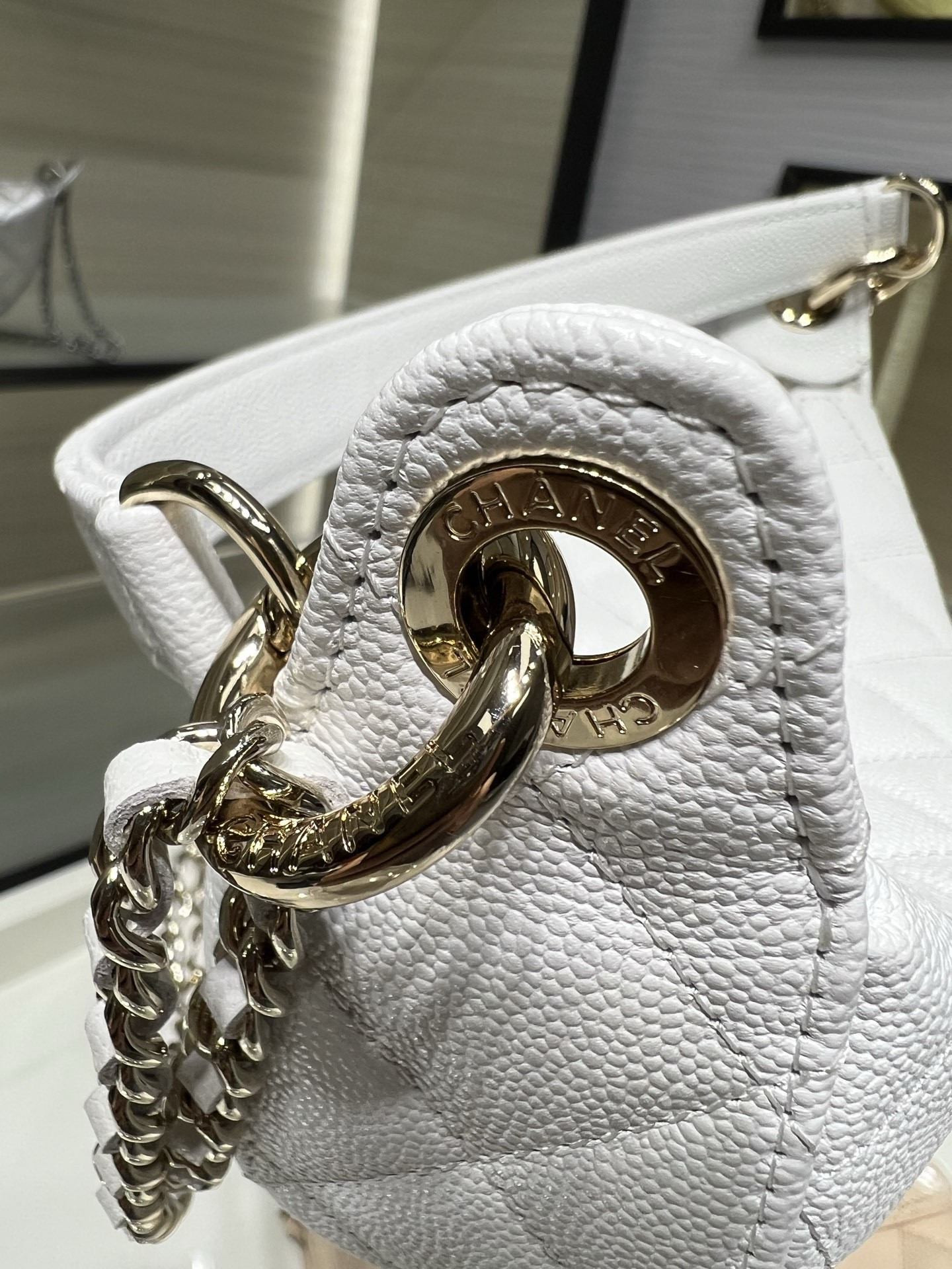 Ch**el clutch with chain light gold hardware ap5094 15x22x6cm