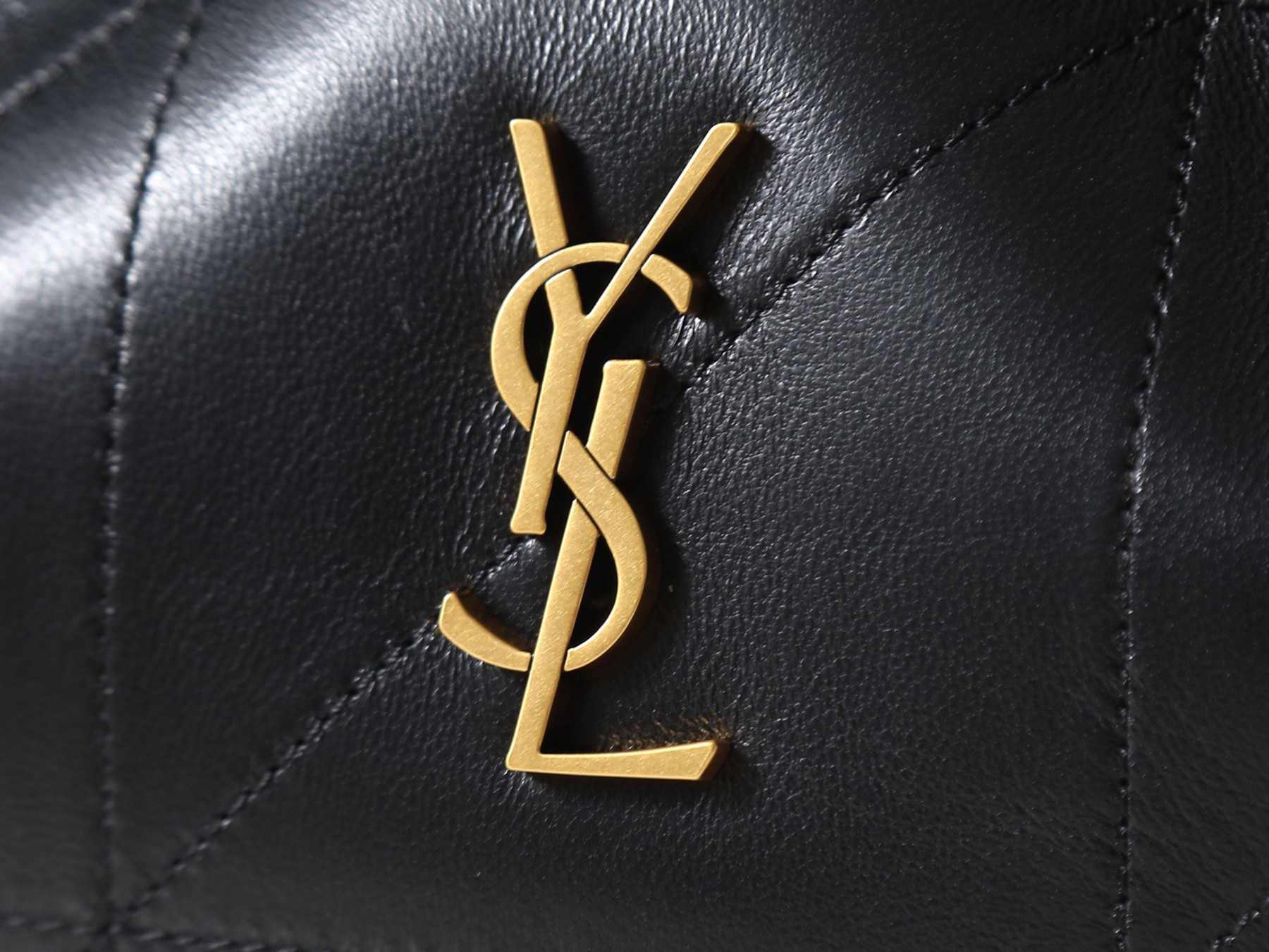 YSL Jamie 4.3 Pochon Quilted Leather Shoulder Bag 26x18x11cm