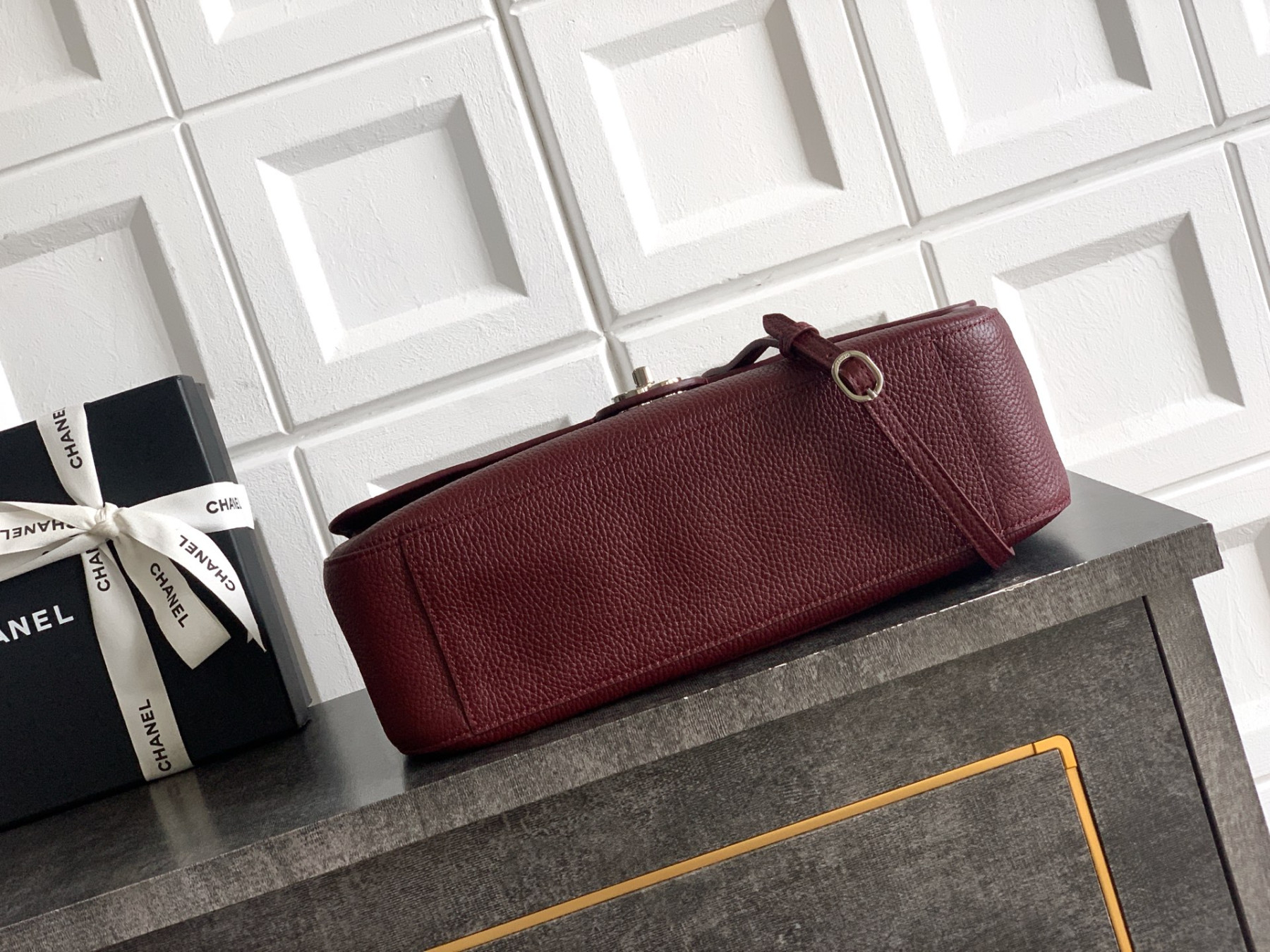 Ch**el Maxi Flap bag AS6231 19.5x32x10cm