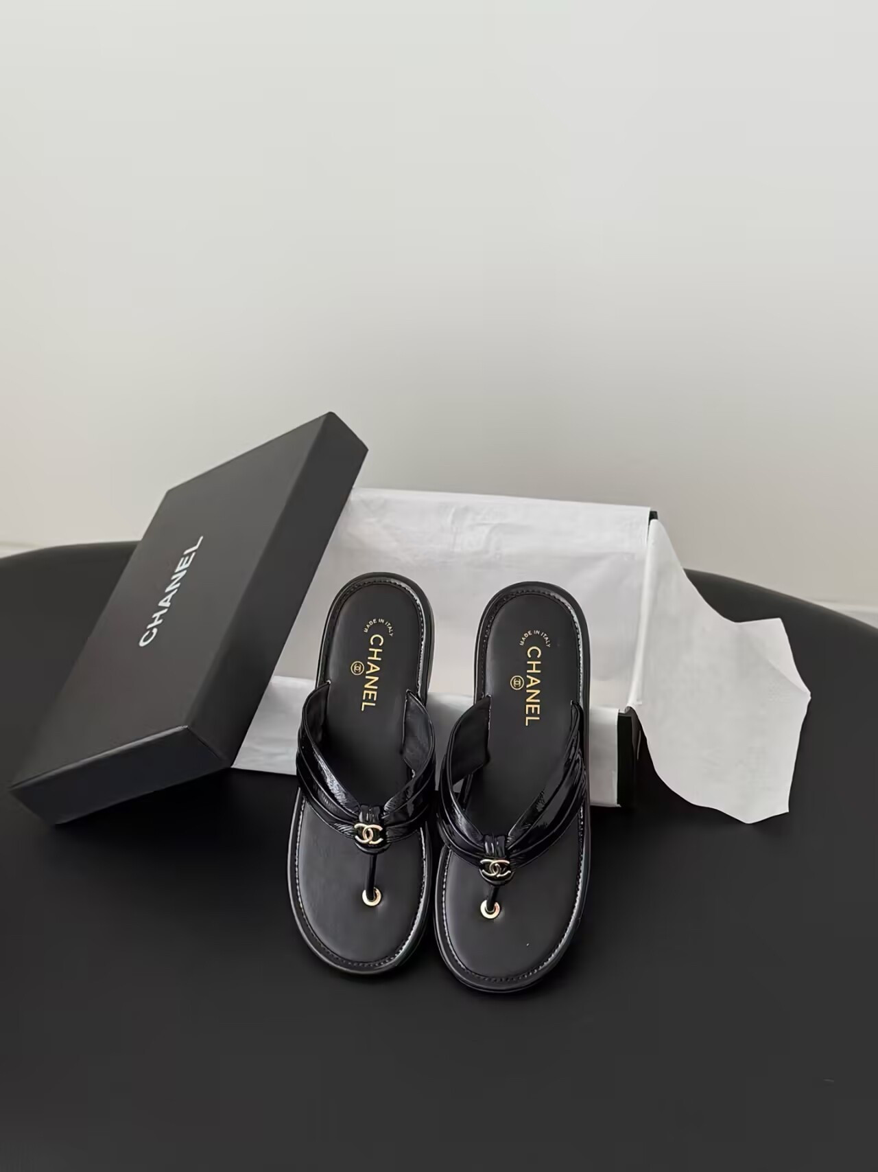UA Ch**el Thongs Slides