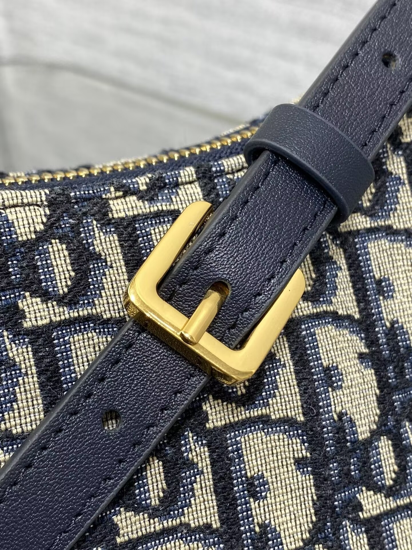 D10r 30 Montaigne Cigale Mini Bag 24x14x6.5cm