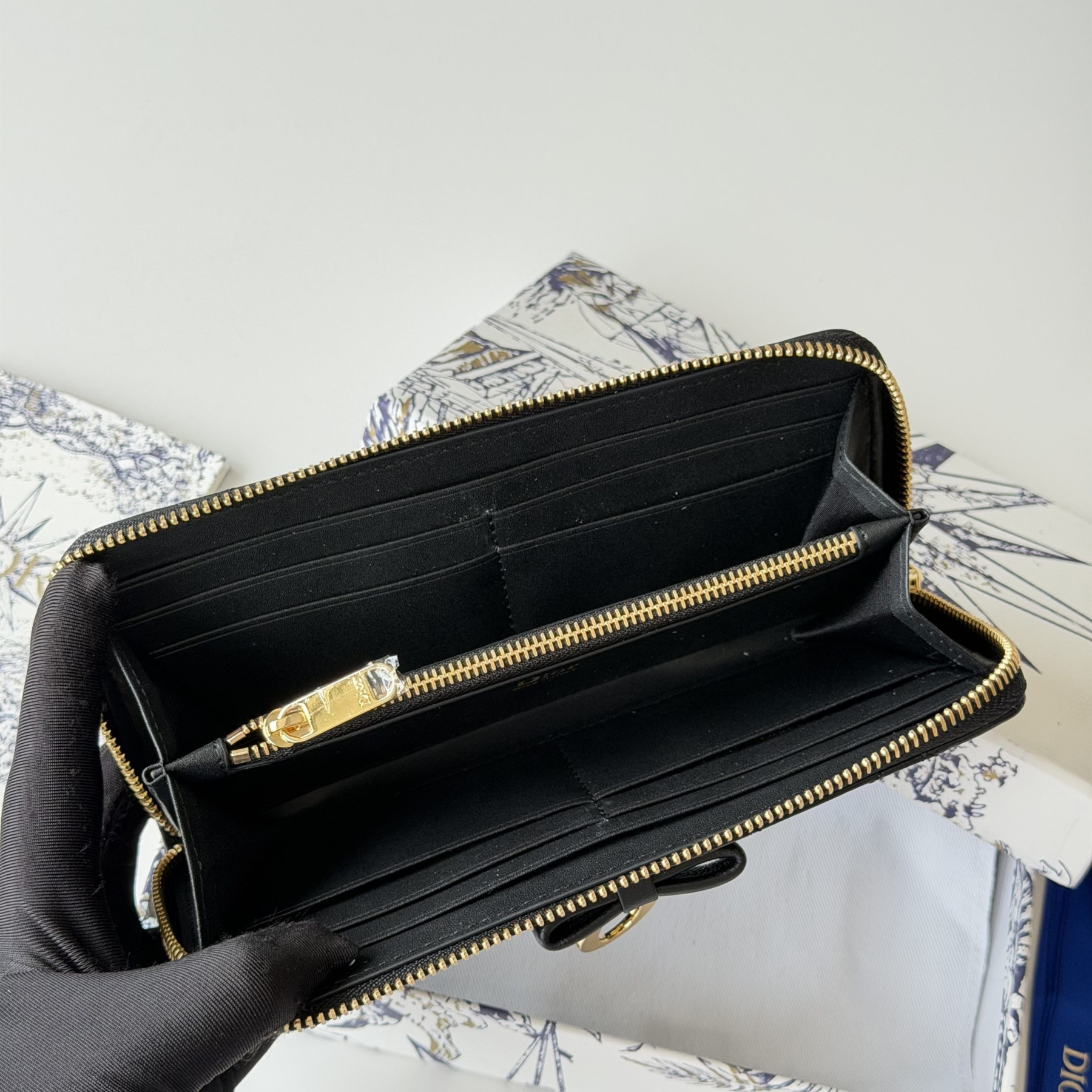 D10r Promenade Voyageur Slim Wallet 19x10.5x2.5cm