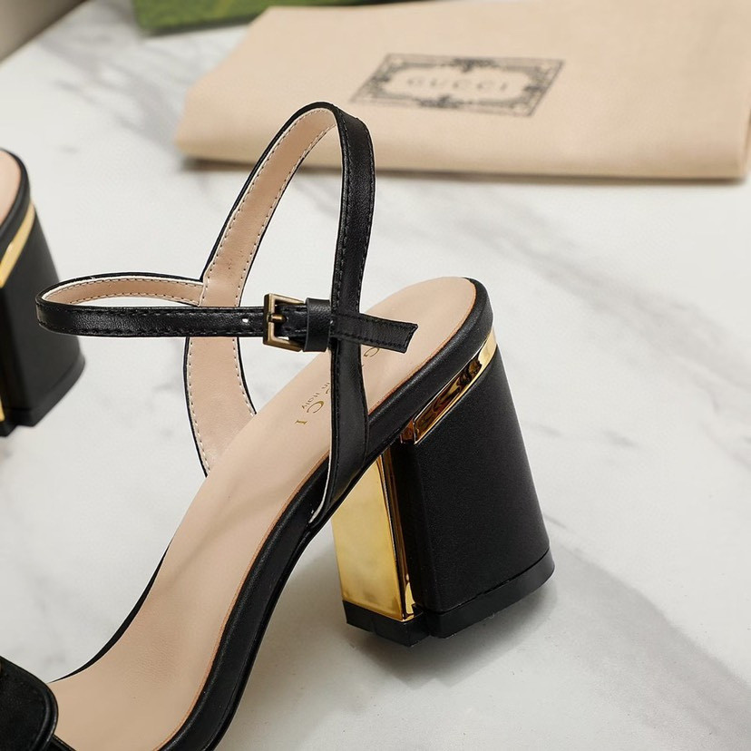 UA Gvc*1 MID-HEEL SANDAL