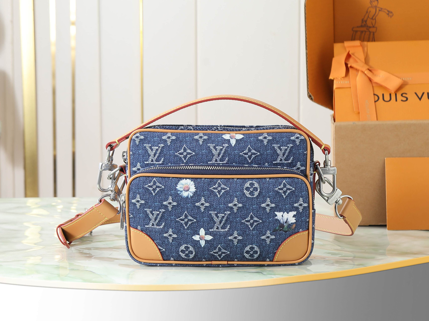 LV Nil M27553 28 x 17.5 x 11 cm