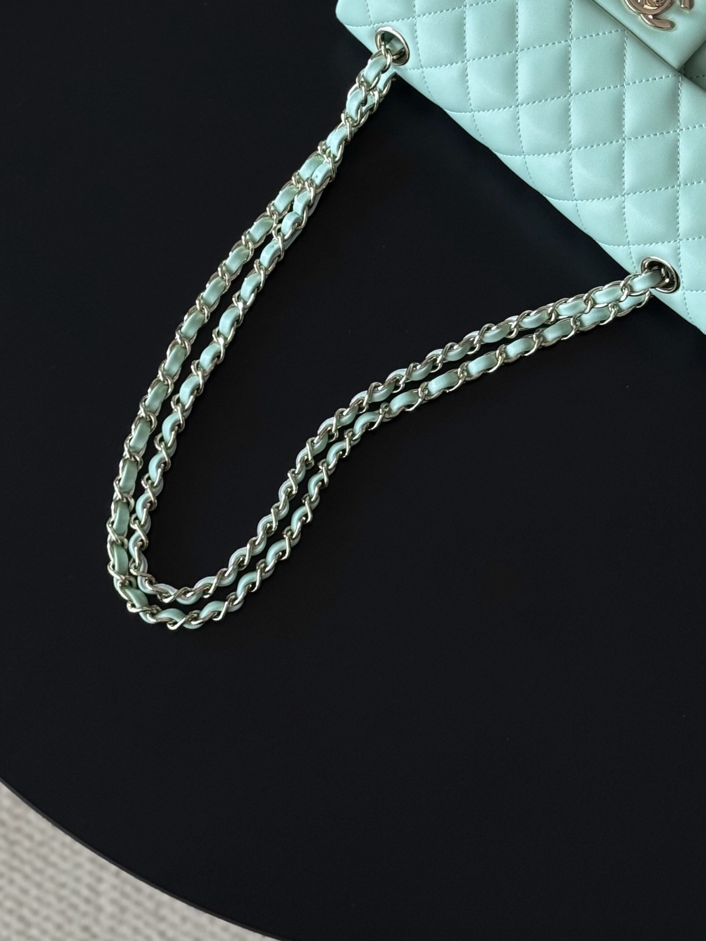 Ch**el Small Classic Bag 23x6.5x14cm