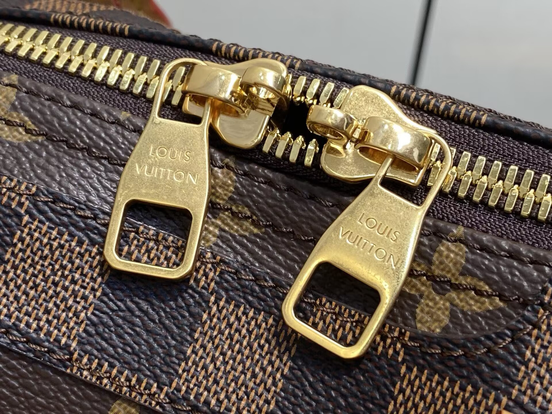 LV KEEPALL BANDOULIÈRE 50 Travel Bag M26119 29x23x50cm