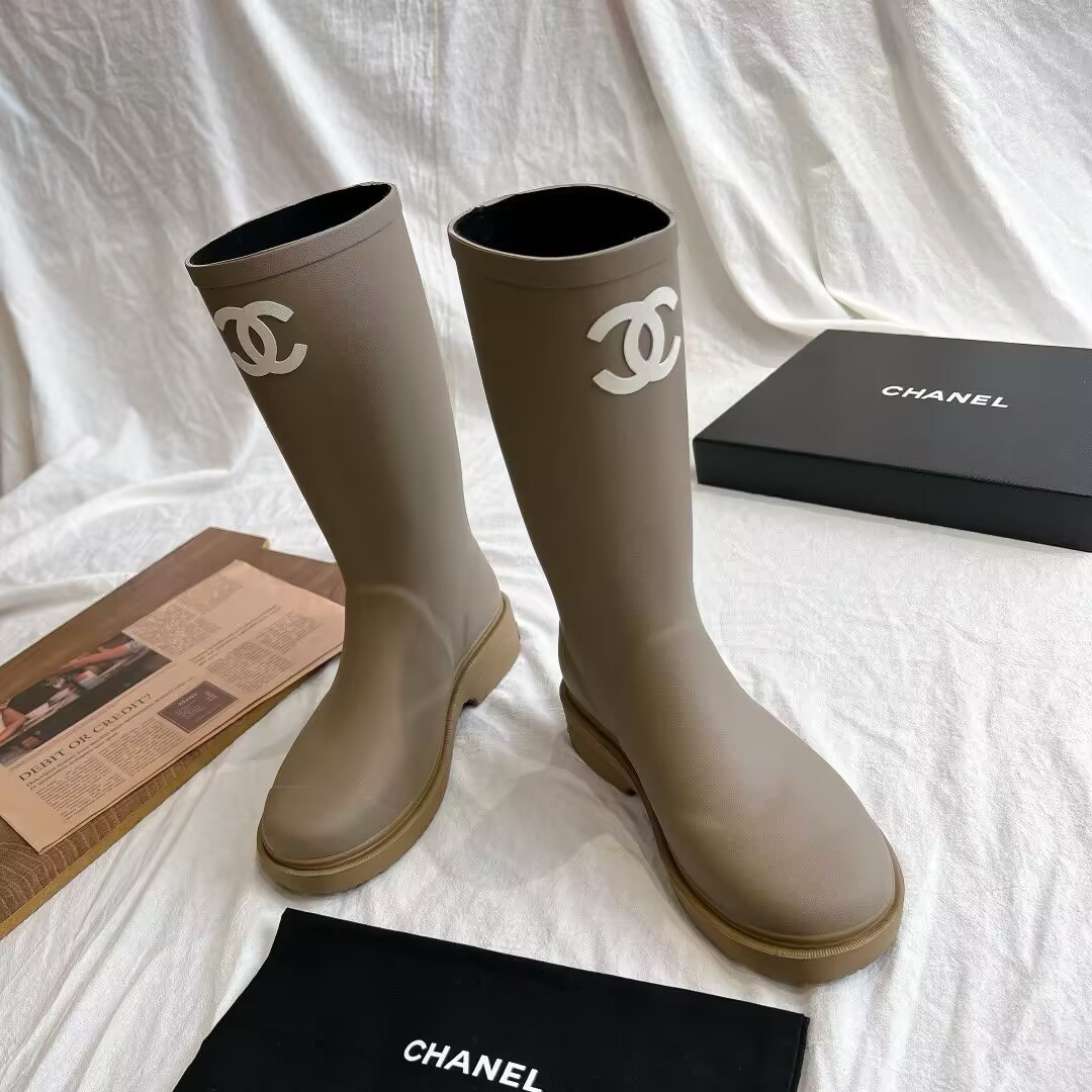 UA Ch**el Boots