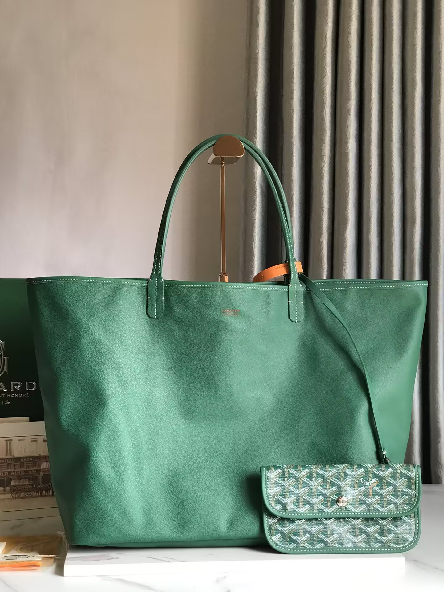 G09ard anjou gm bag 39x32x19cm