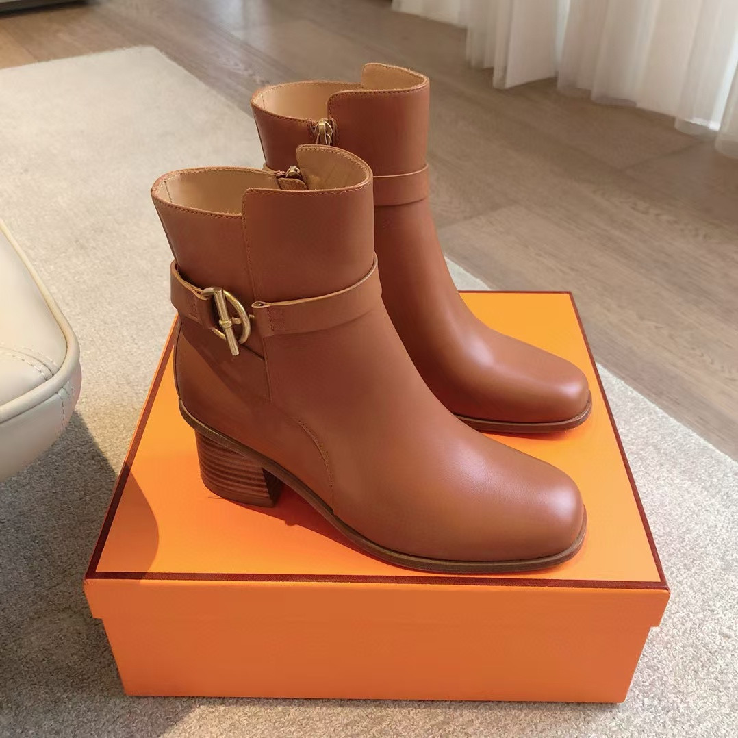 UA H**me5 Jill 60 ankle boots