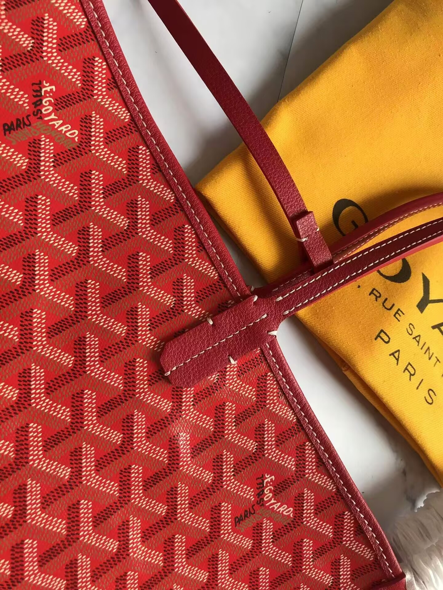 G09ard Small Saint L0vis Bag 28 cm x 15 cm x 34 cm