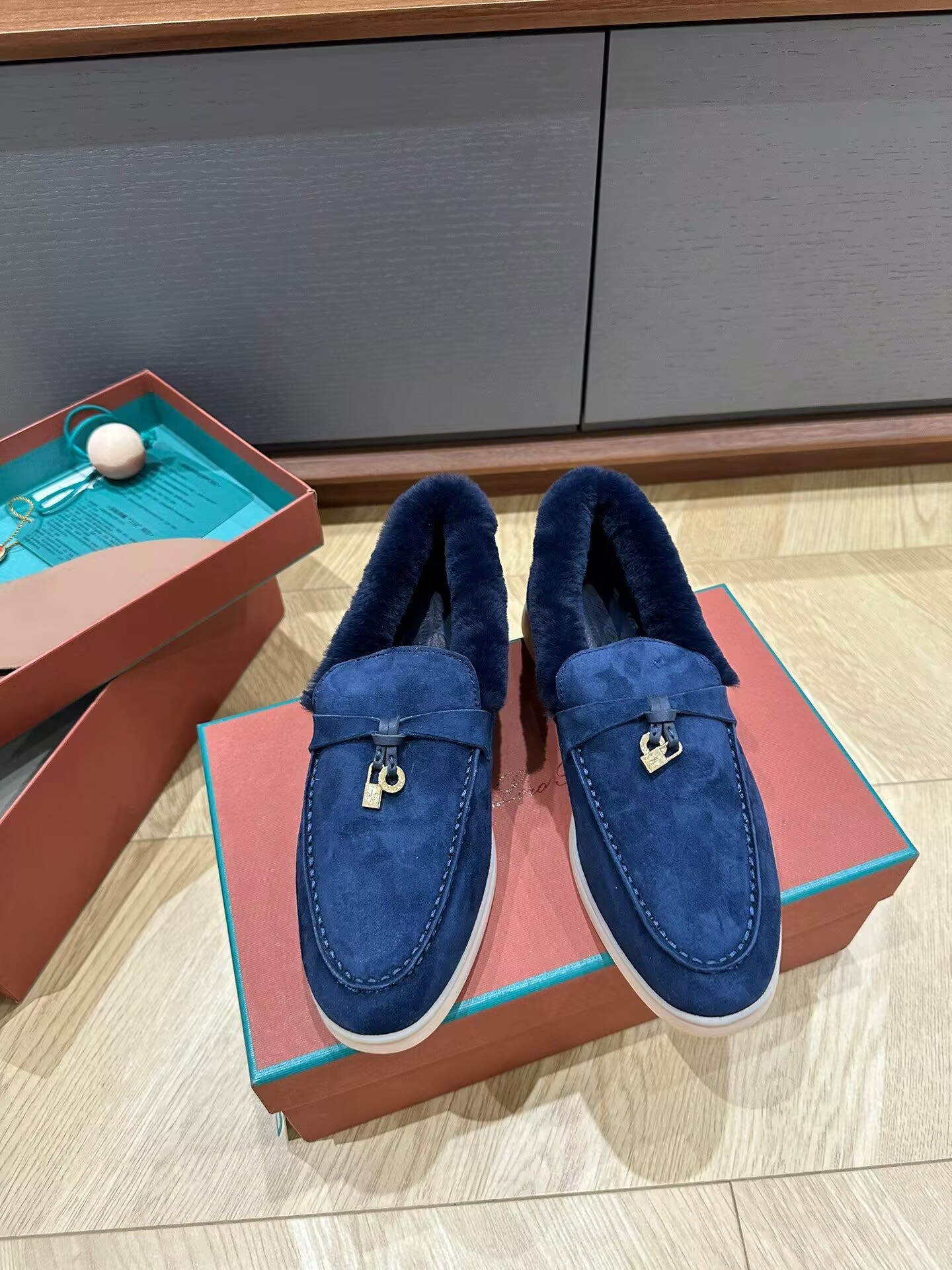 UA L0r0 P1ana Summer Charms Walk Loafers
