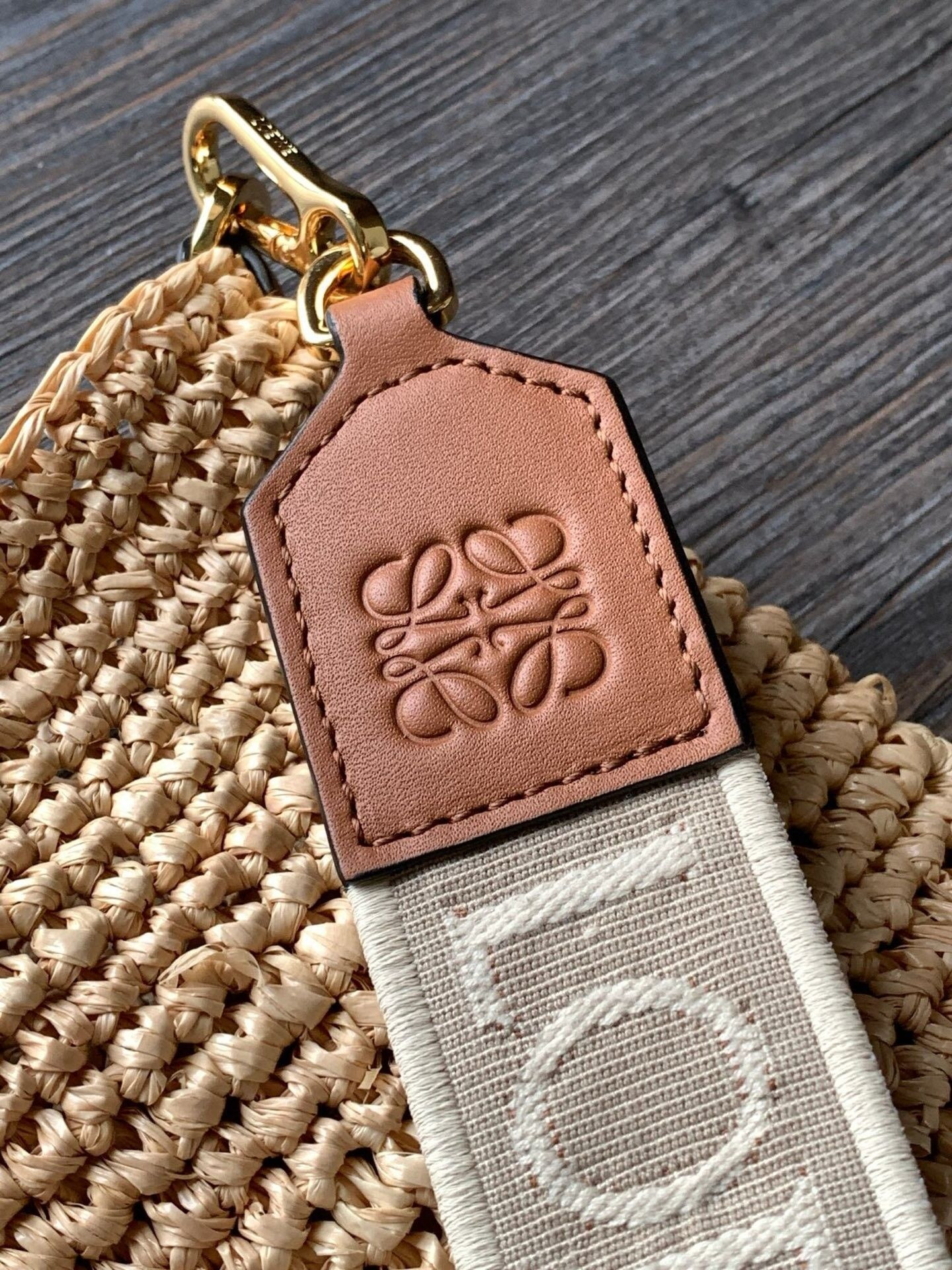 L0ew* Mini Slit Raffia Tote 30x30x8cm