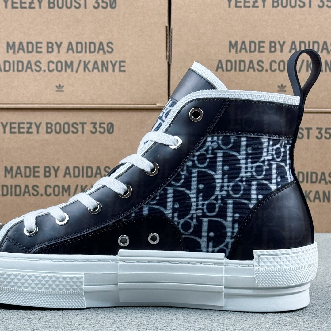 UA D10r B23 High Black White