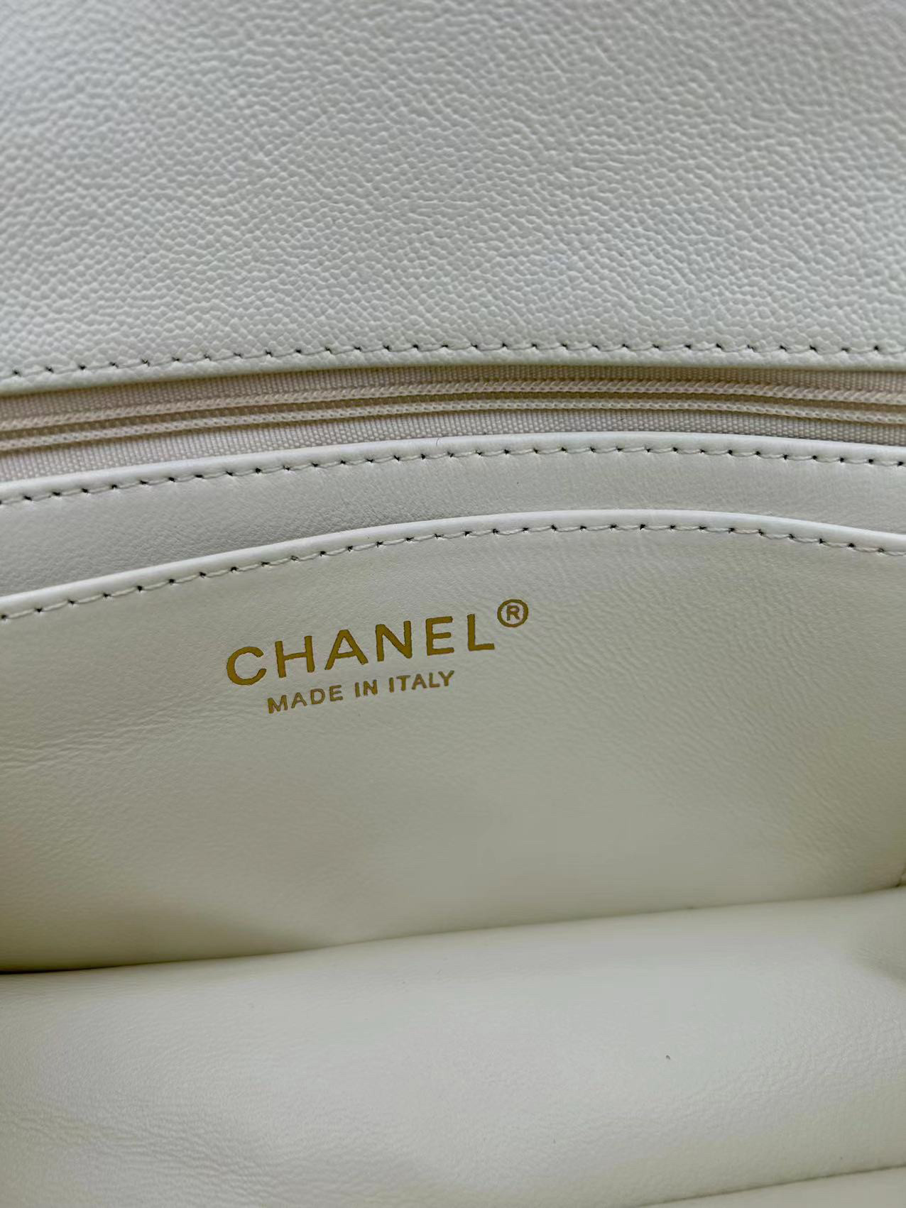 Ch**el Mini CF handle 20x12x6cm