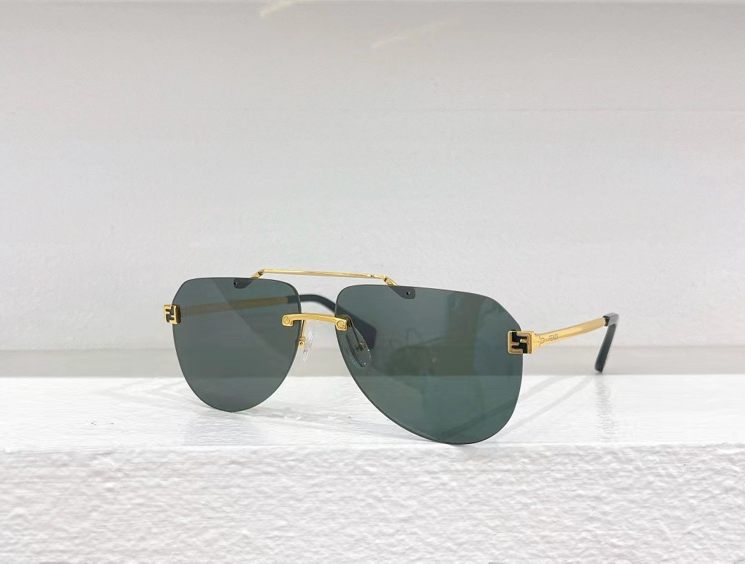 Fendi Sky FE 40115U 32G Sunglasses