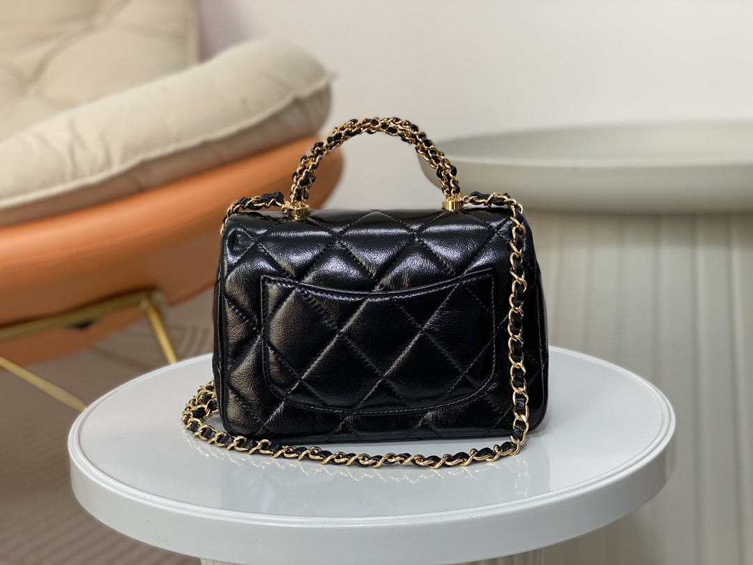 Ch**el WALLET ON CHAIN   19x13x7cm