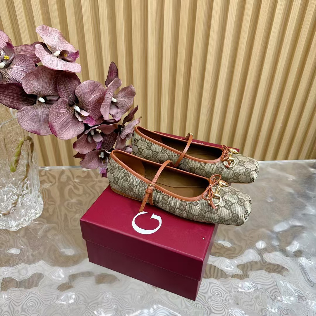 UA Gvc*1 Horsebit GG canbas Ballet Flats